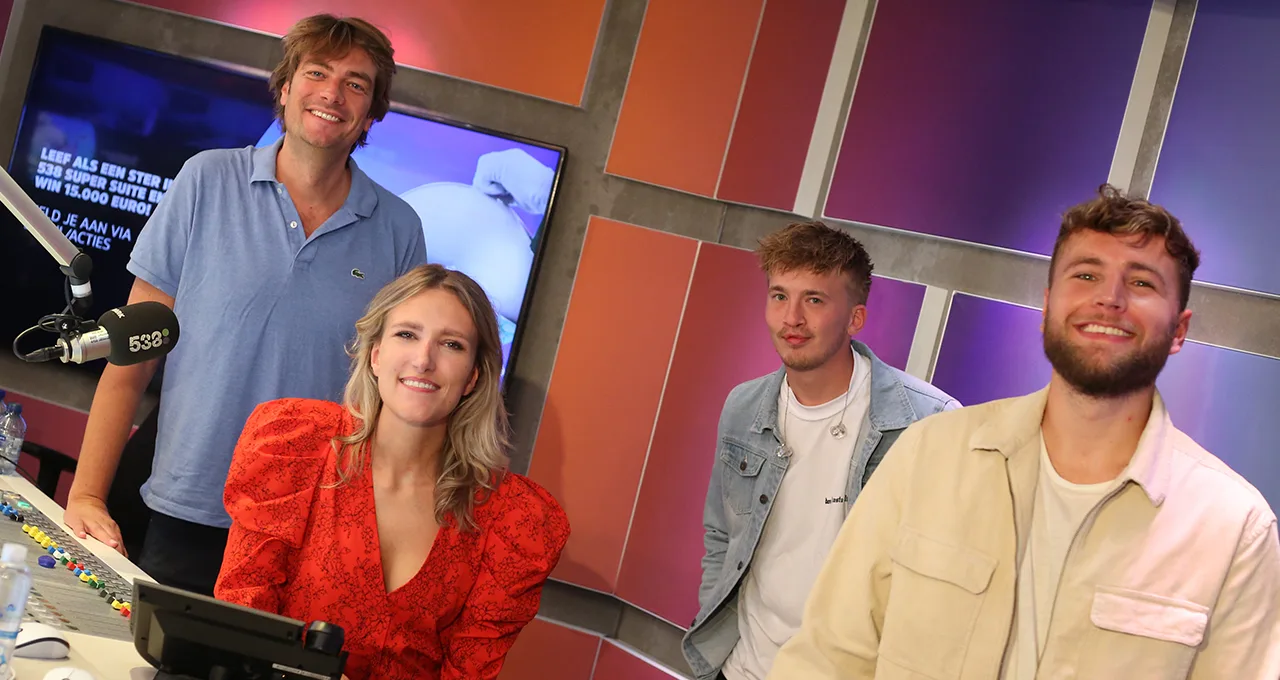 Live klinken Suzan & Freek én Snelle nog beter! 🔥