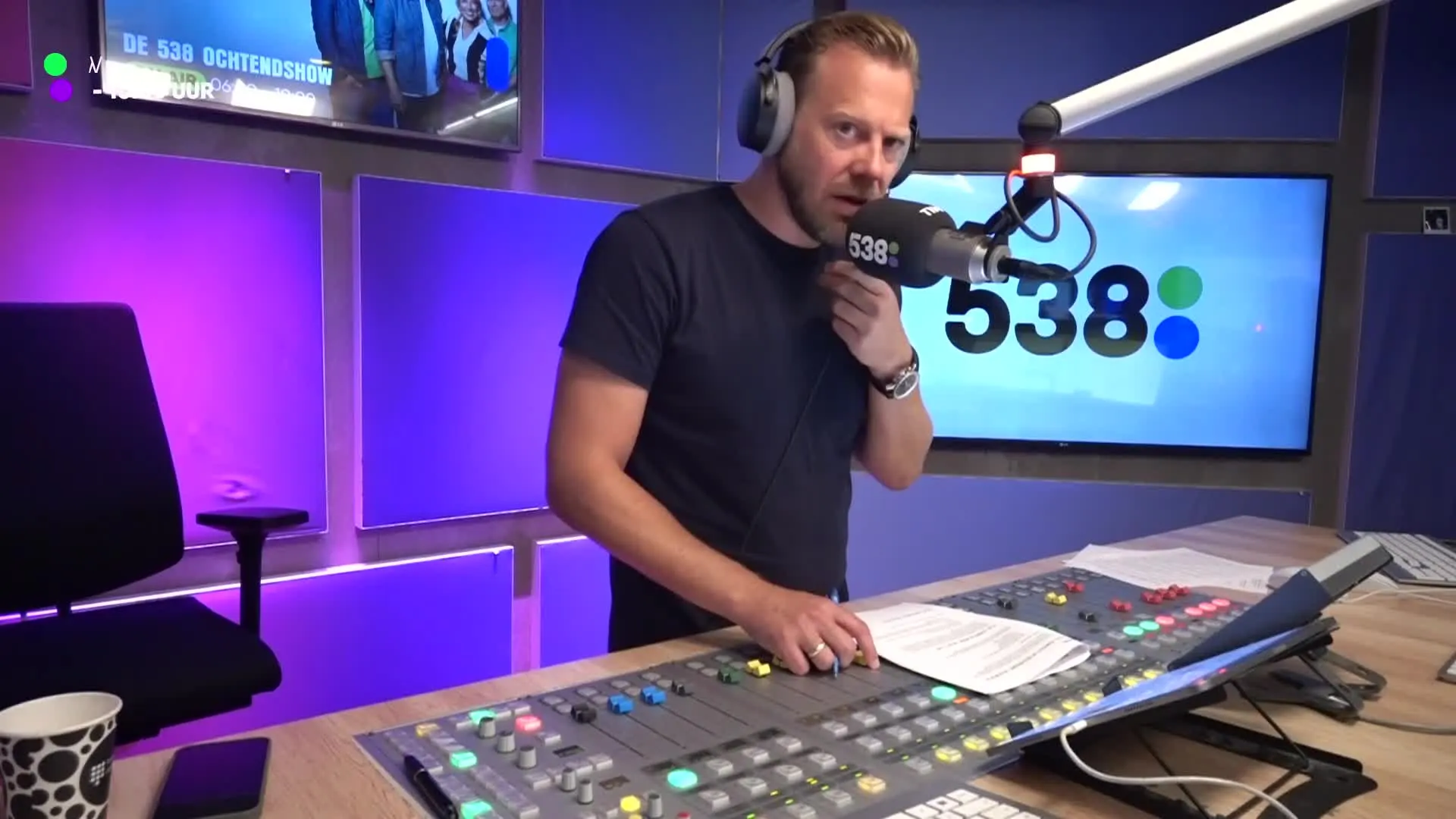 Martijn wil het wereldrecord simultaan dammen verbreken