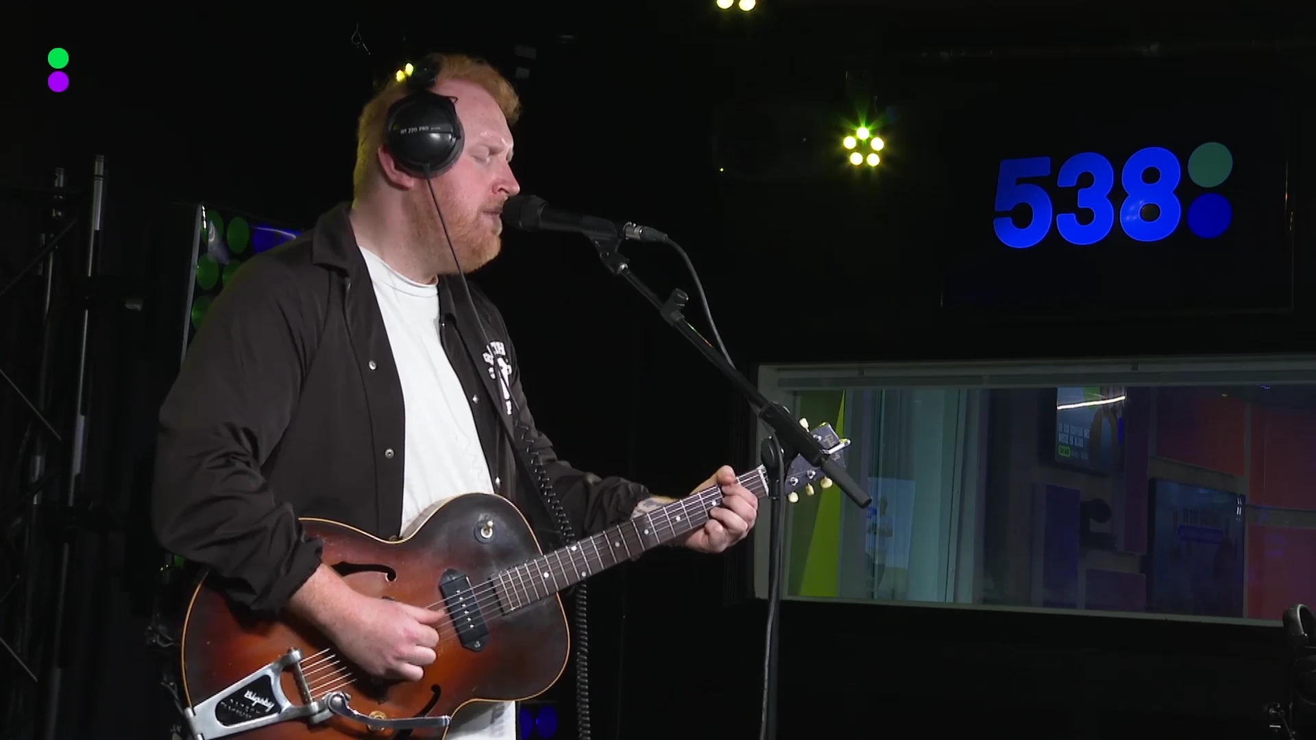 Gavin James zingt Nothing Compares To You