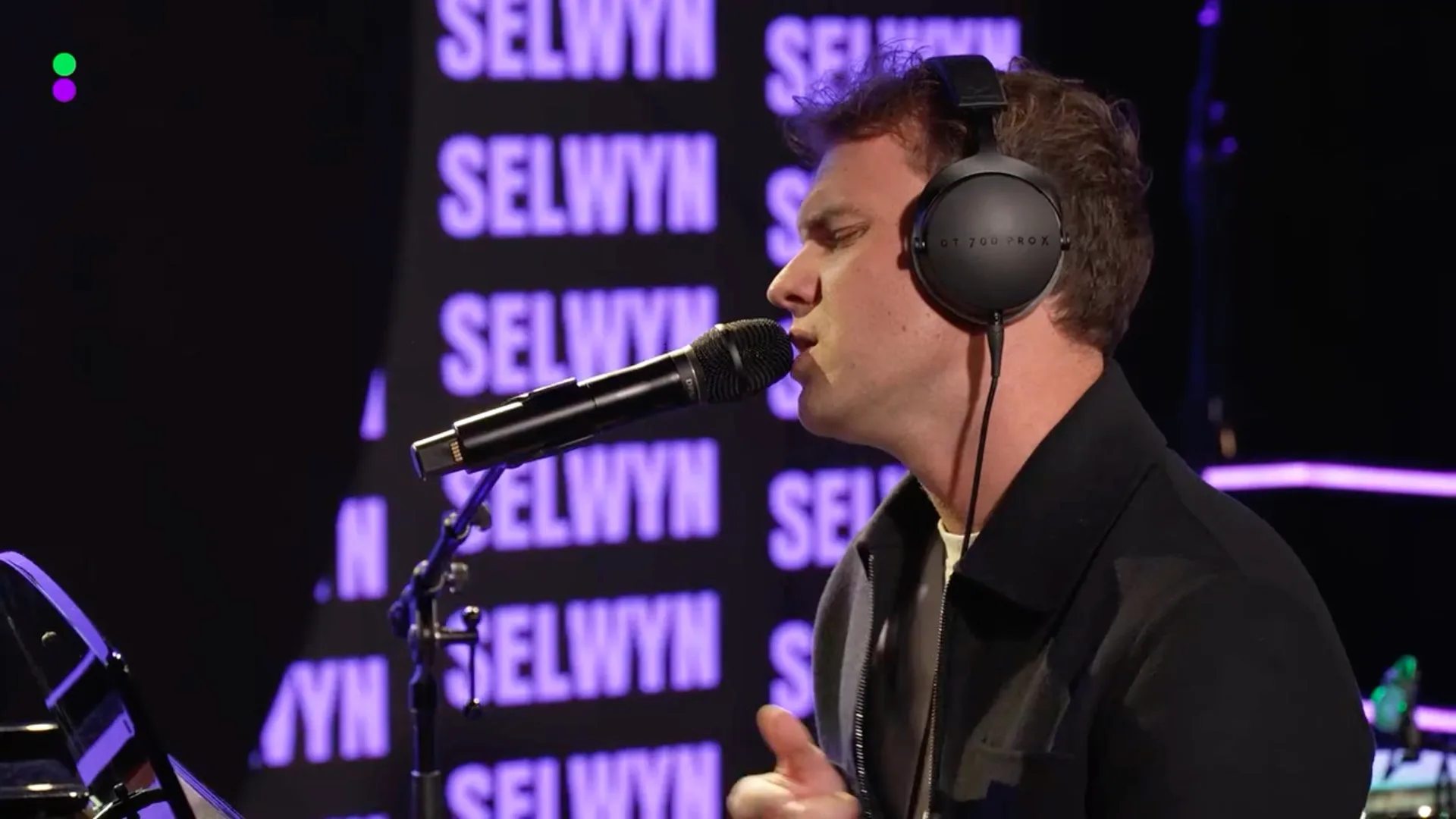 Selwyn - The Door bij Evers & co.