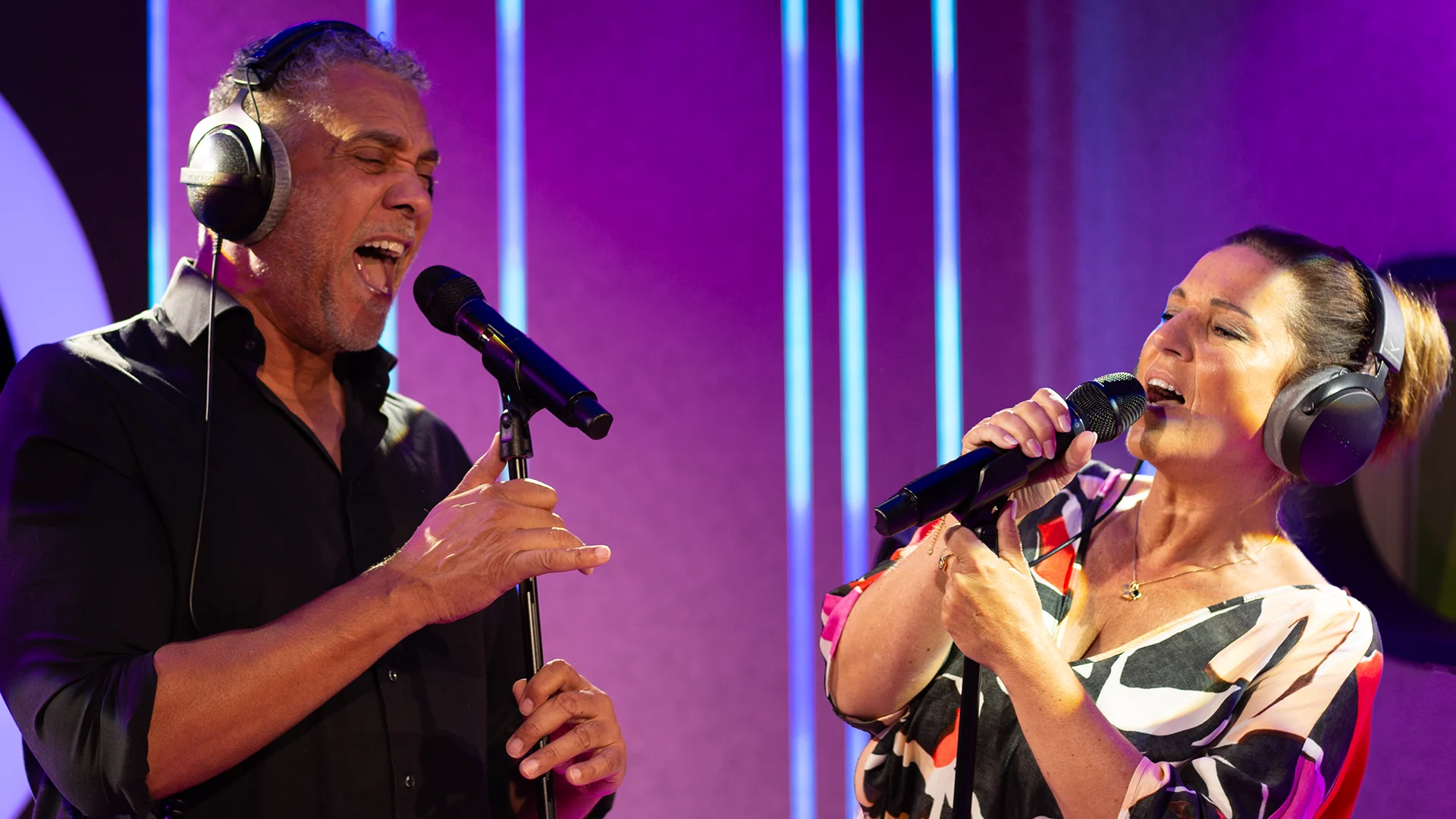 Wauw! Terug naar de 90's met Maxine en Franklin Brown! 🤩