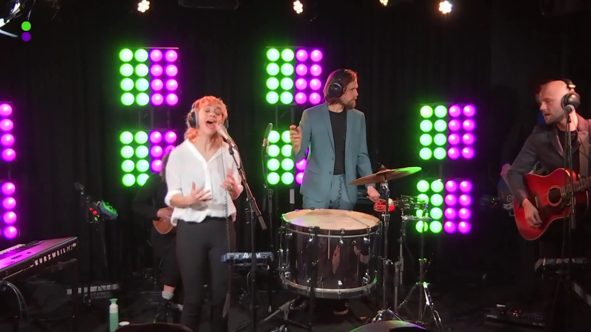 Krezip met How Would You Feel