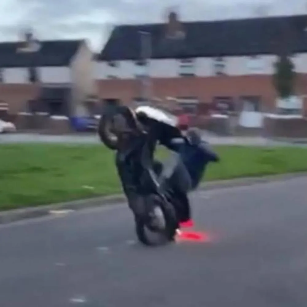 De nieuwe Dance Smash is voor RAIN RADIO &  DJ CRAIG GORMAN met TALK ABOUT