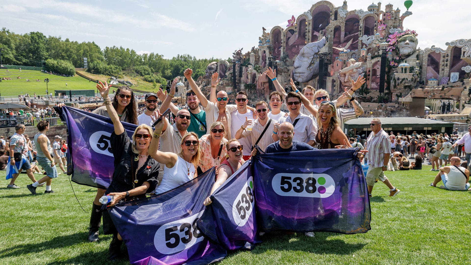 Radio 538 hoor je live vanaf Tomorrowland: zo mis je niks 🪩