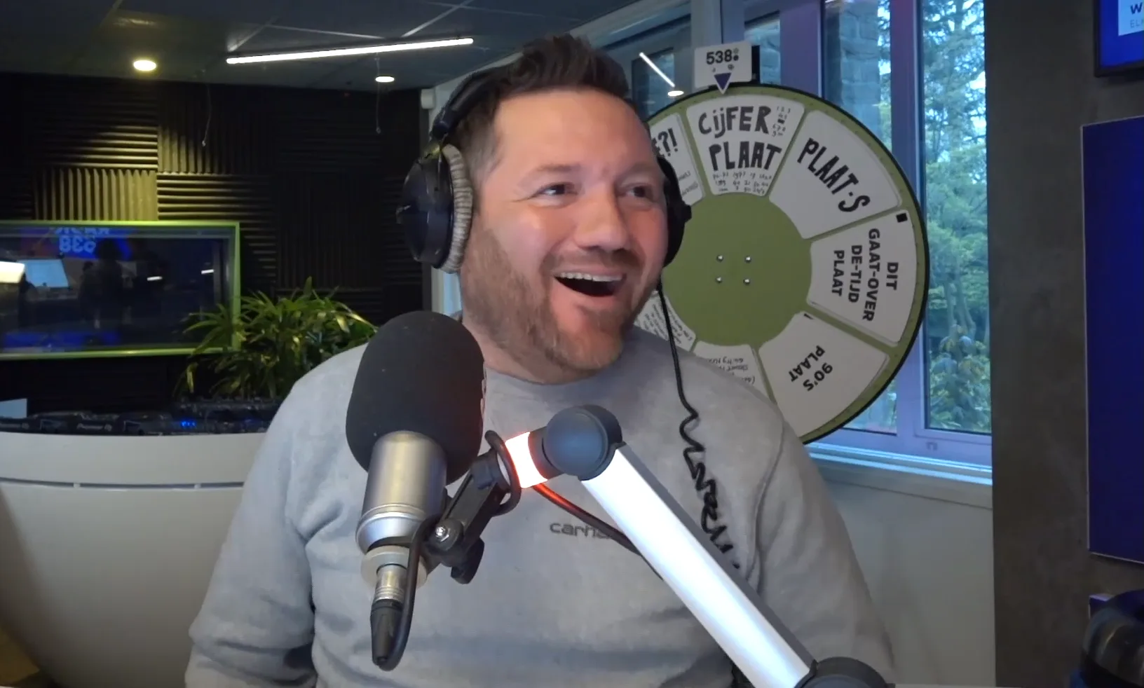 Klaas te kakken gezet door Niels van Radio Veronica 💩