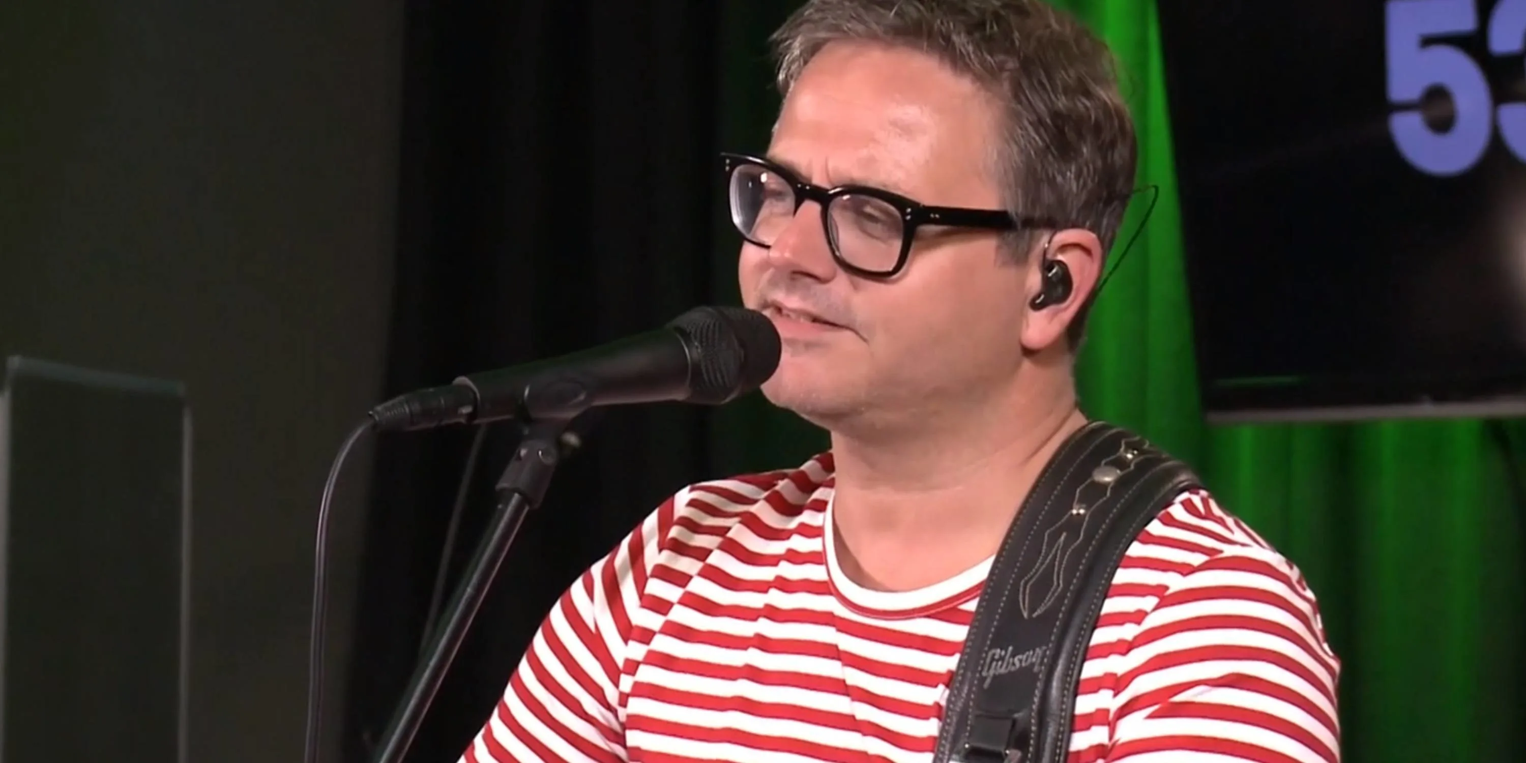 Guus Meeuwis onder vuur na verbouwing huis!