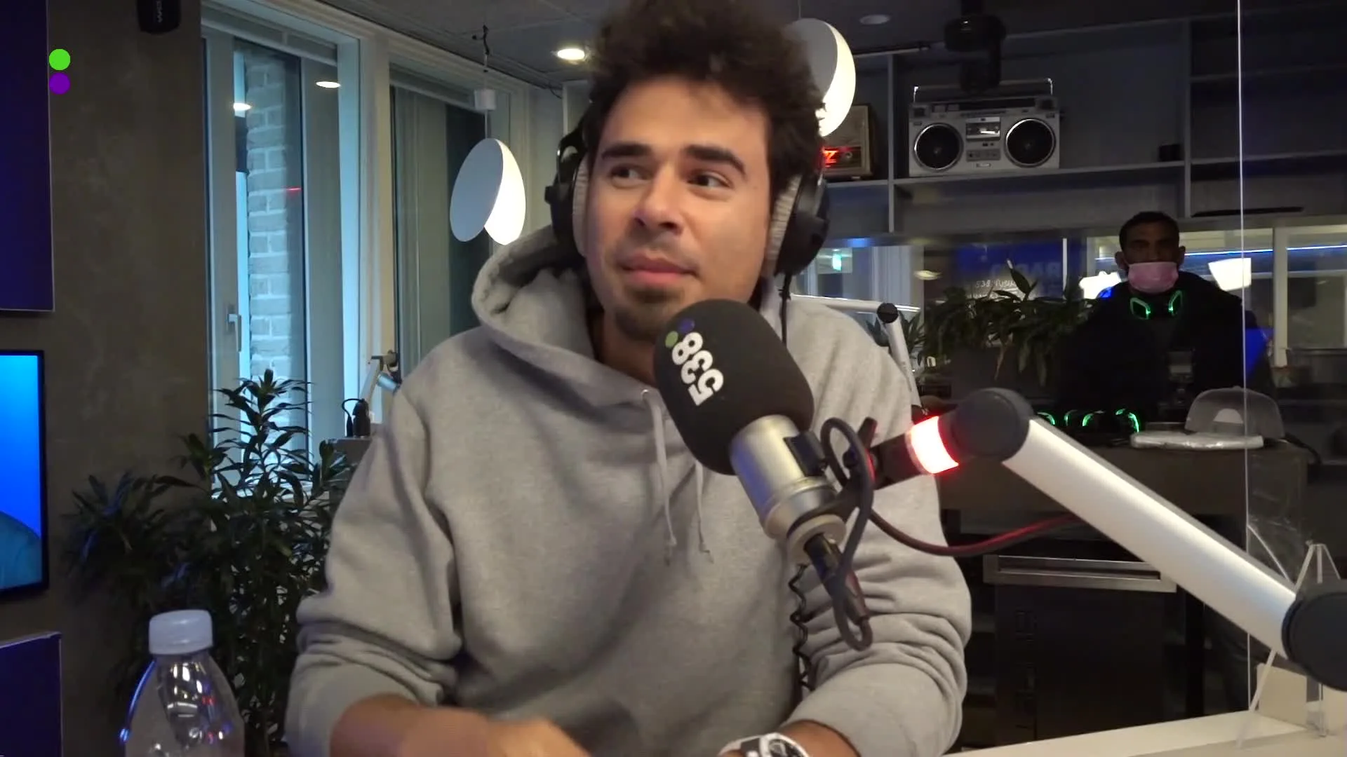 Afrojack over z'n nieuwe track Hero