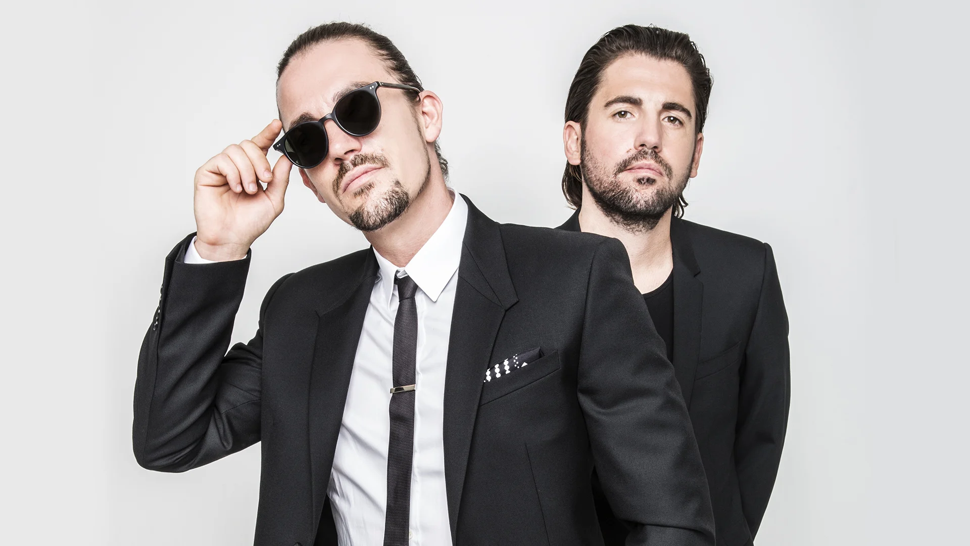 GEMAAKT: Selfish - Dimitri Vegas & Like Mike ft. Era Istrefi