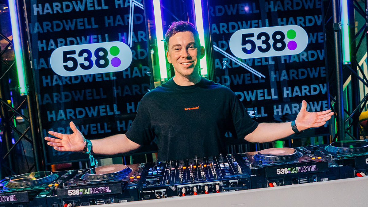 Hardwell = 538-dj! 💚💜