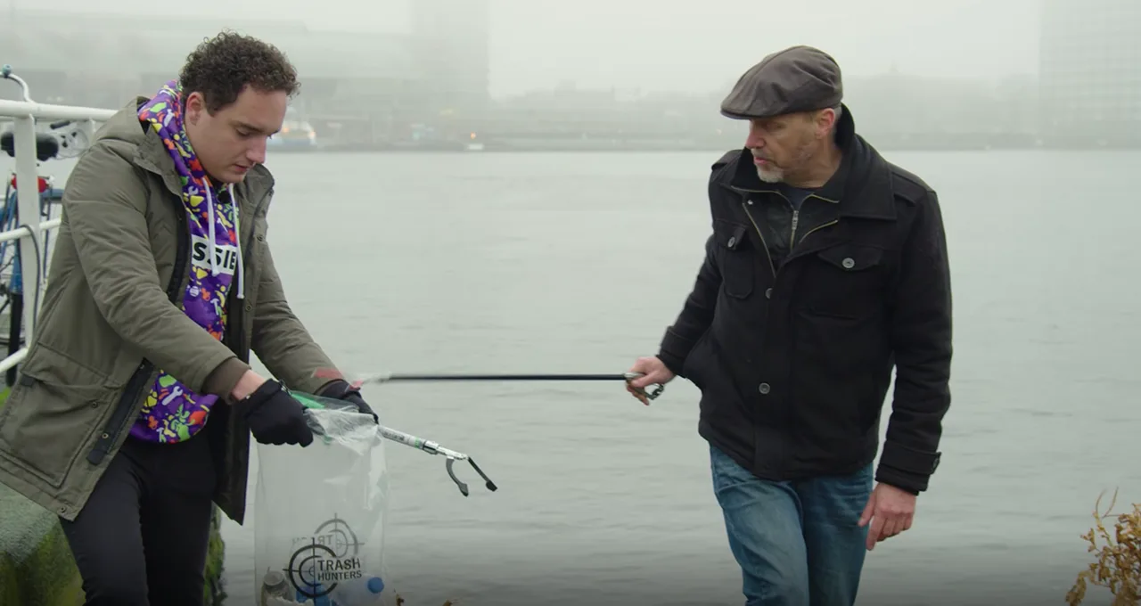 Missie geslaagd: de opleiding en uitrusting van 250 vrijwilligers die getraind worden in het opruimen van plasticafval