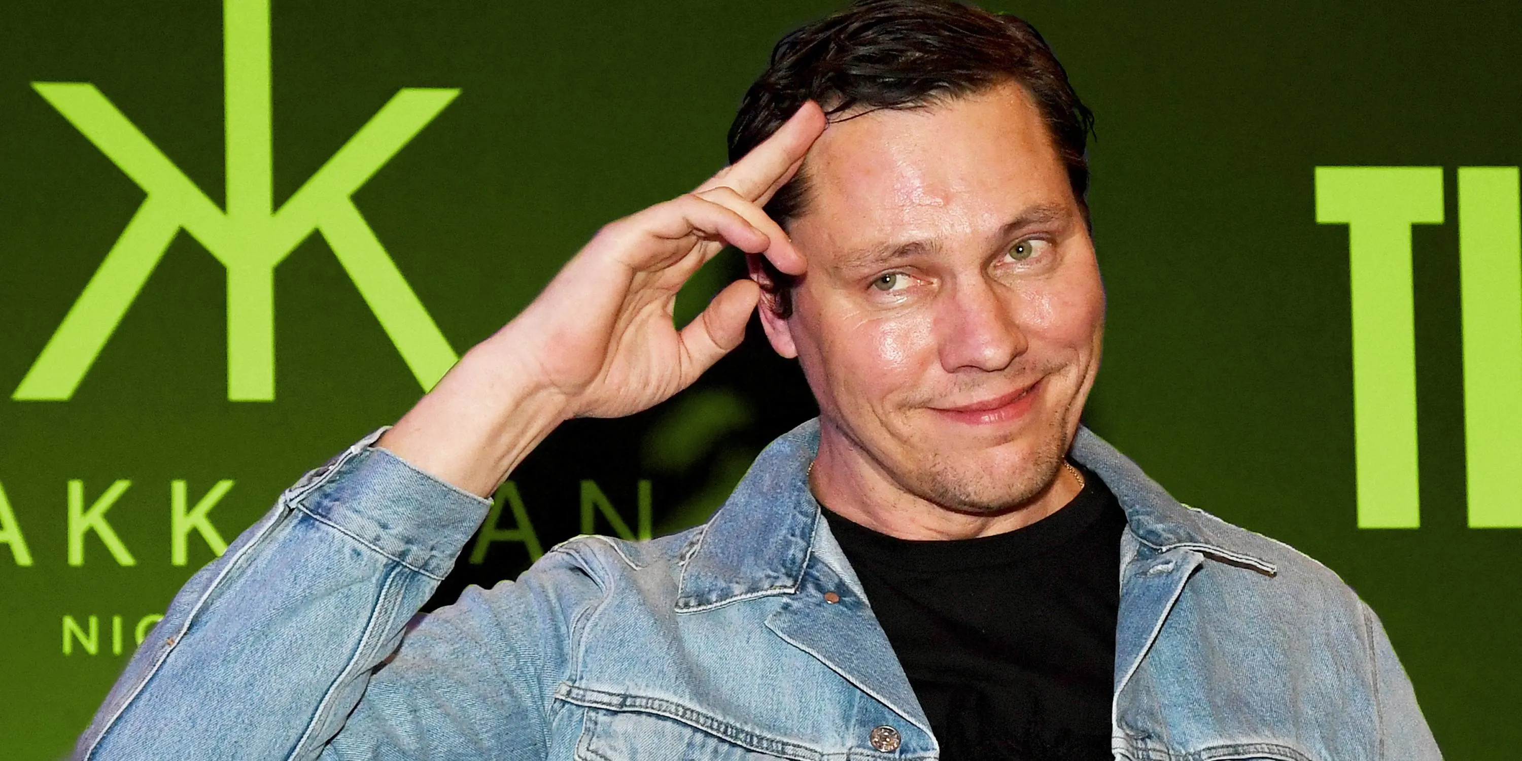 GEMAAKT: TIËSTO & DZEKO - HALFWAY THERE (FT. LENA LEON)