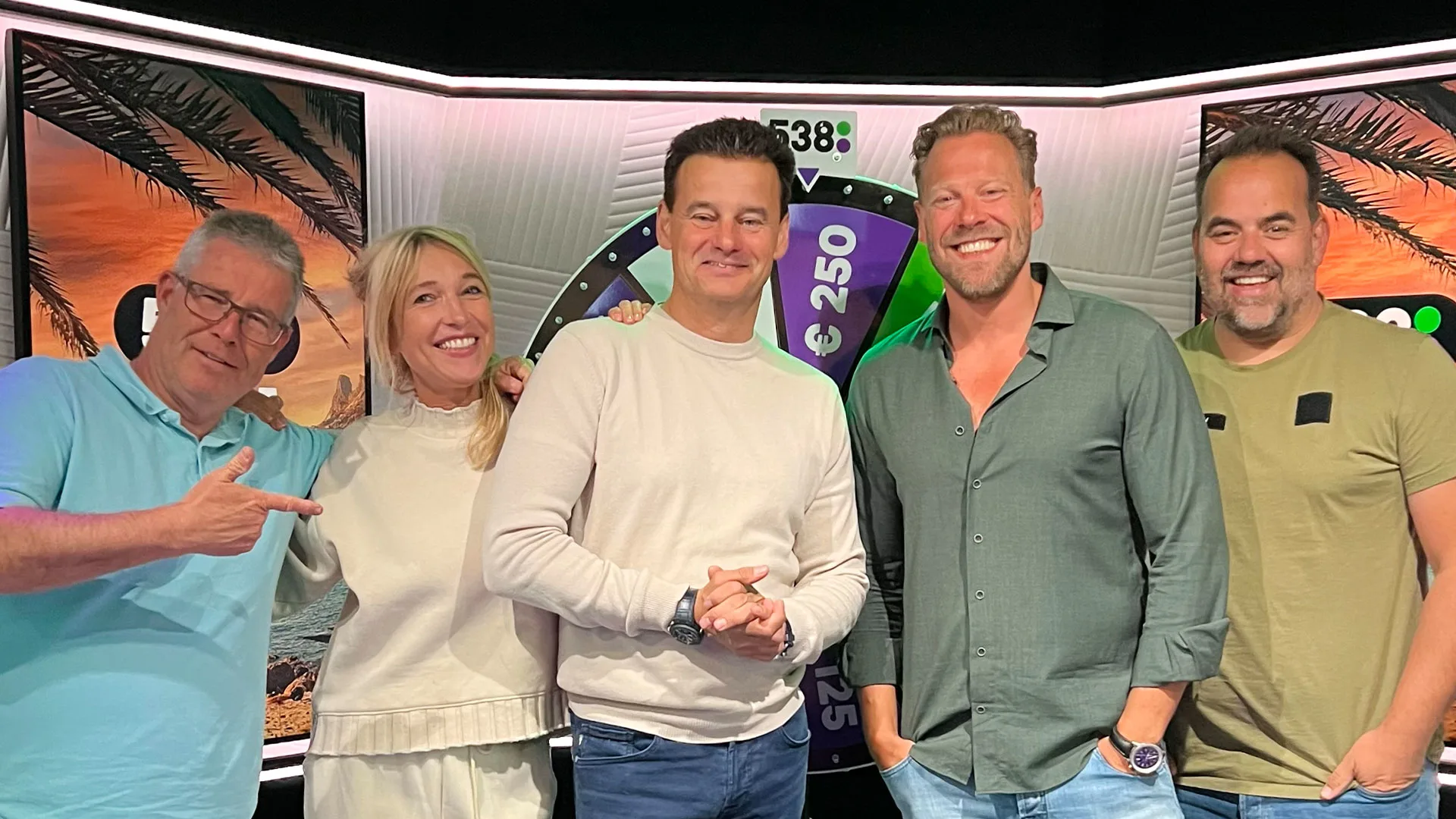 Zoek Jezelf Broeder is de nieuwe single van Wilfred Genee!