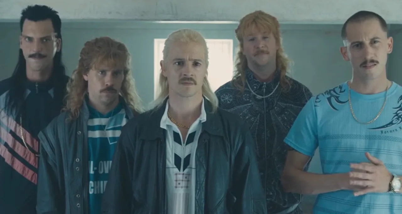 Hé verrekte koekwous, 13 jaar geleden stond Broodje Bakpao in de hitlijsten!