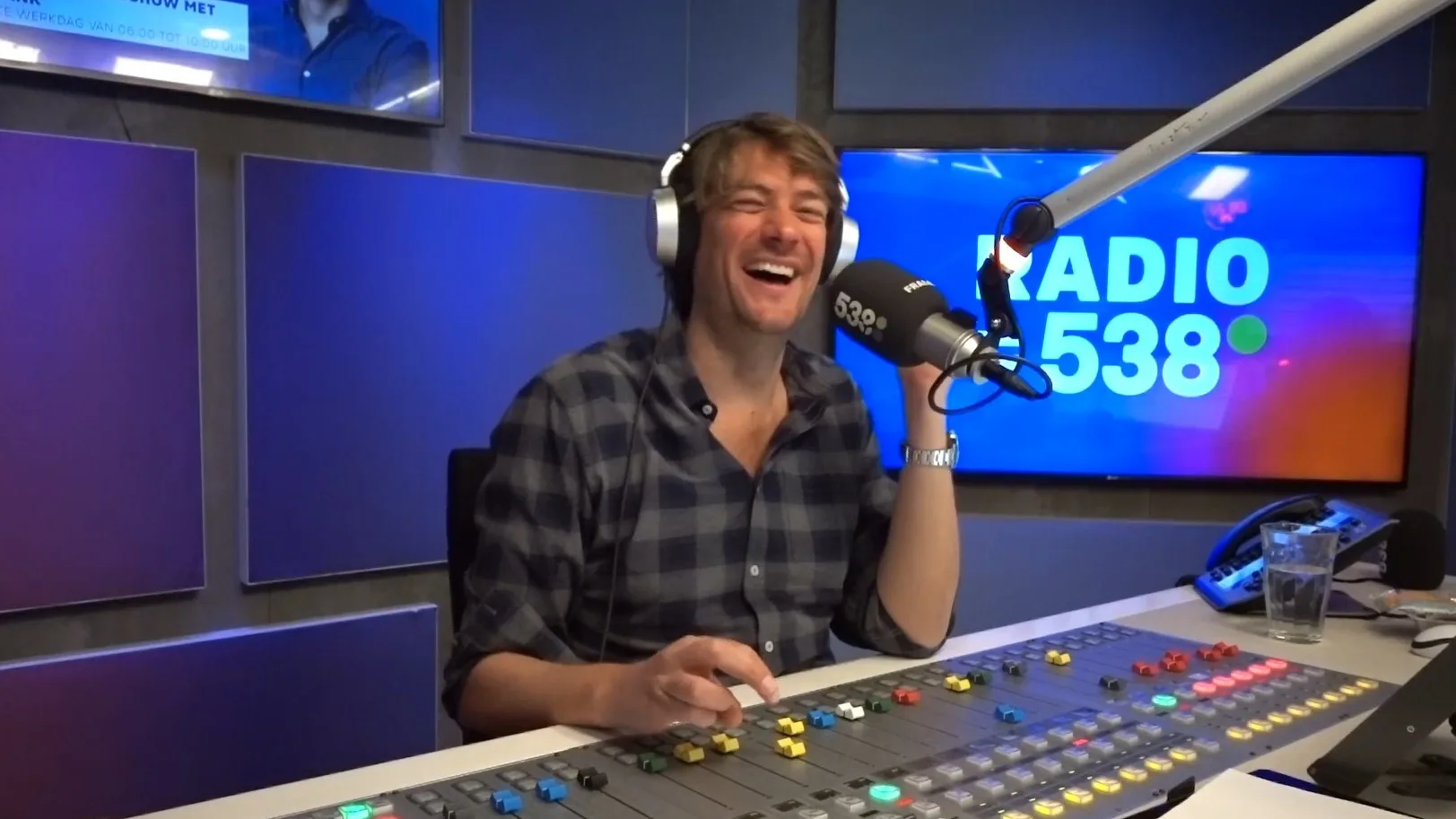 Frans Bauer: 'Ik heb dingen meegemaakt afgelopen weken, dat wil je niet weten'