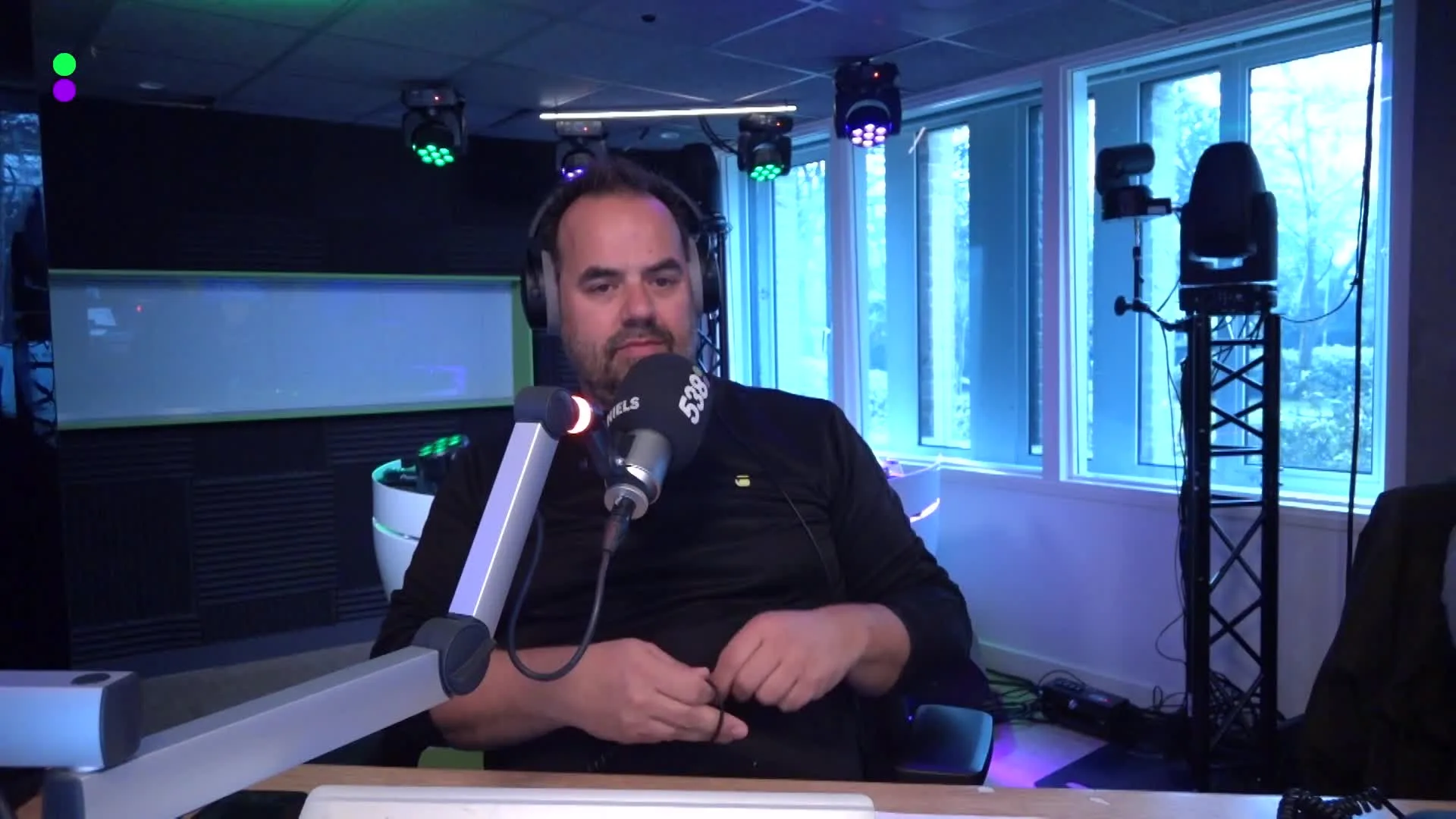 Paul de Leeuw is 62 jaar geworden: 'Heb een hele uitvaartverzekering gekregen'