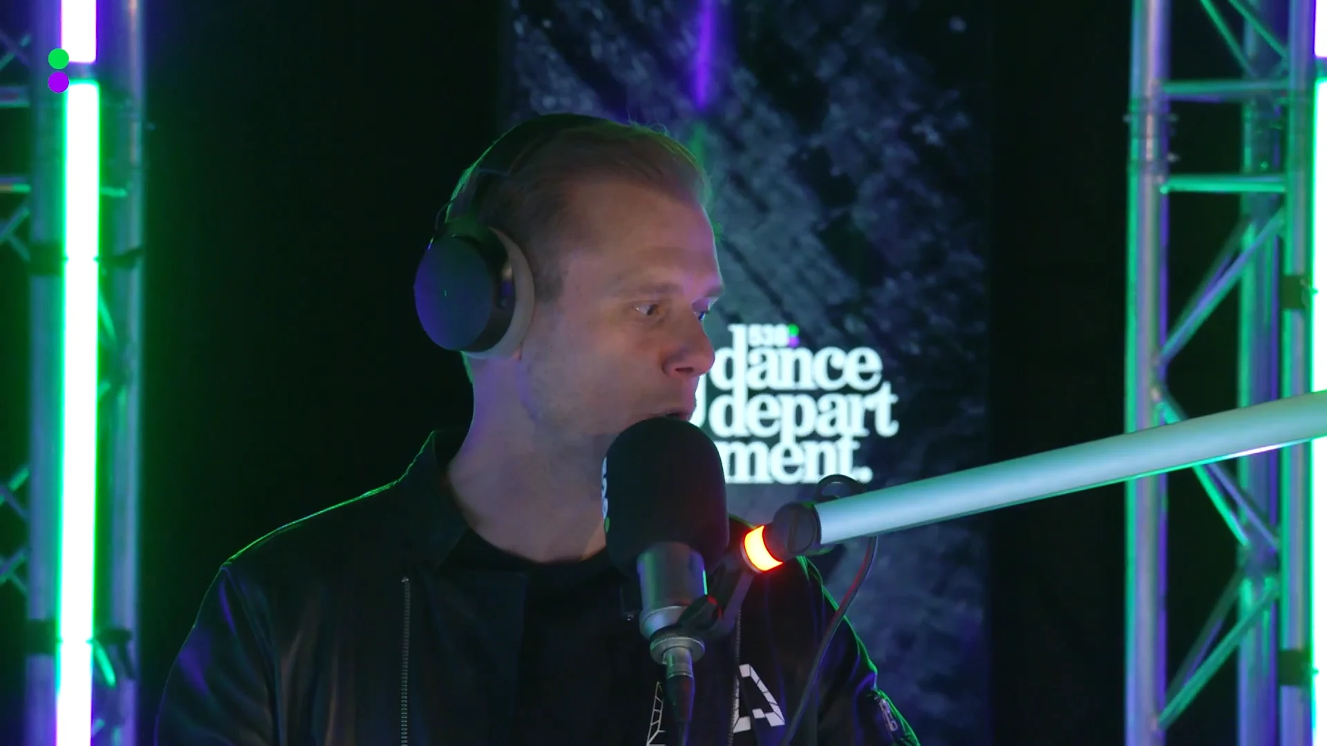 De eerste woorden van Armin van Buuren