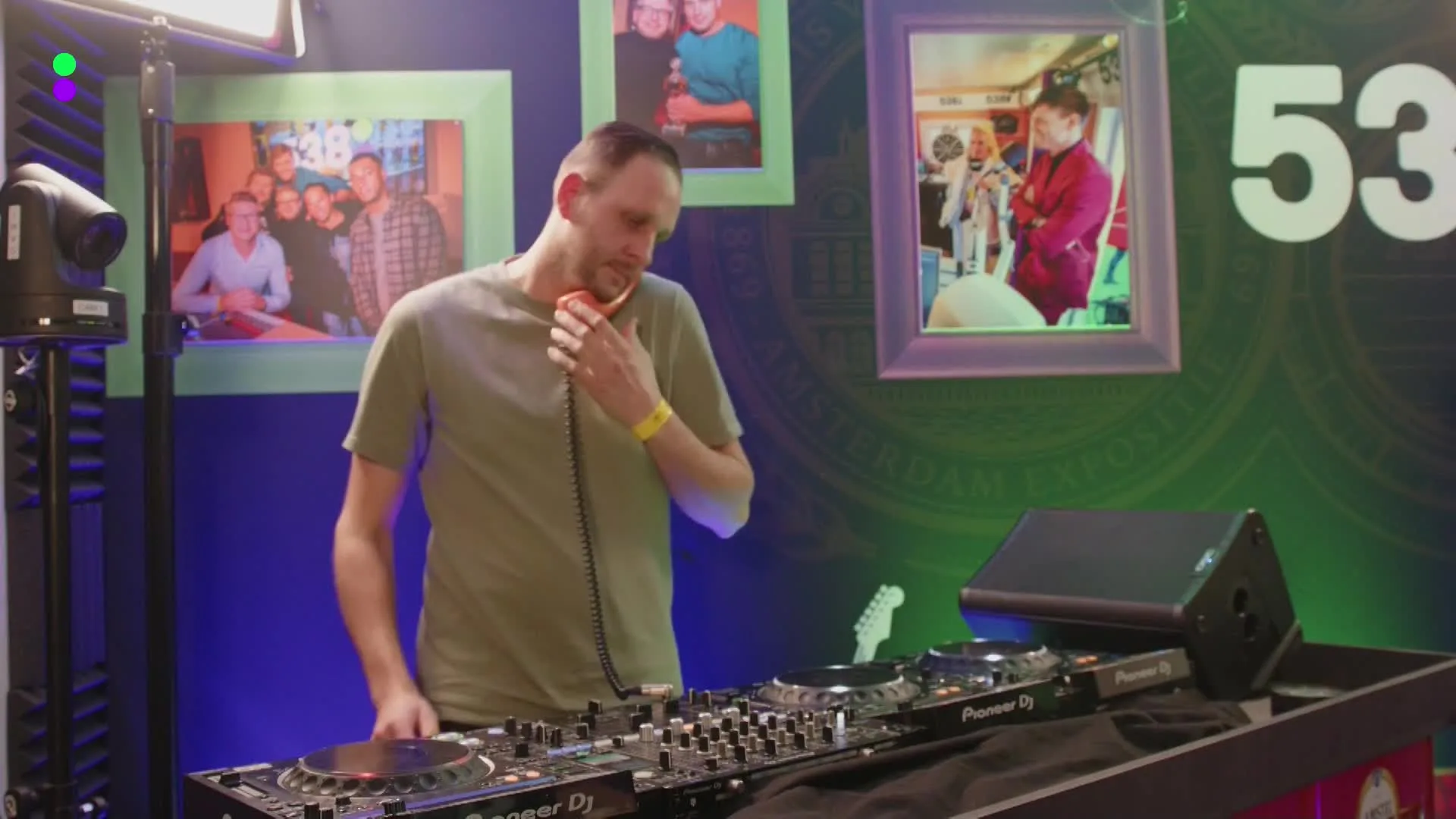 Chris Deluxe bij De Vrienden van Amstel LIVE