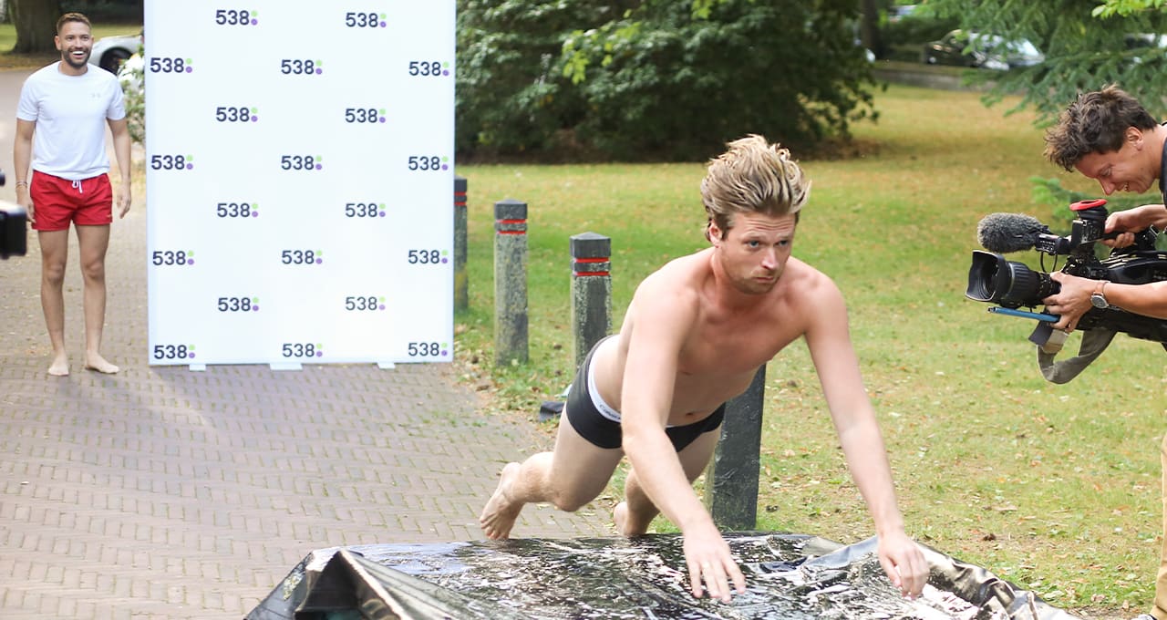 Wietze, Klaas en Rolf Sanchez doen mee aan 538 NK Buikschuiven!