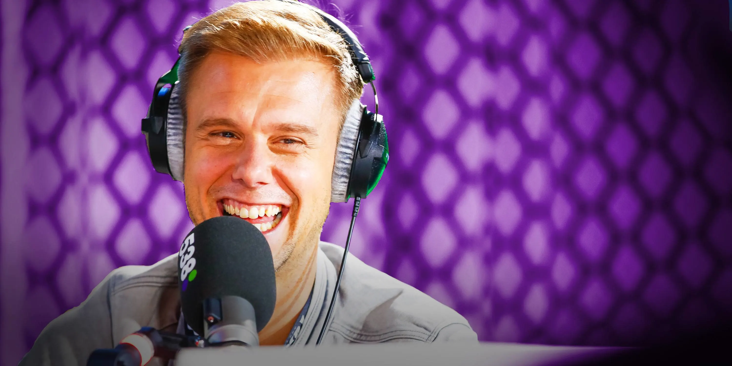 Armin van Buuren dropt zomersingle waar je het heet van krijgt!