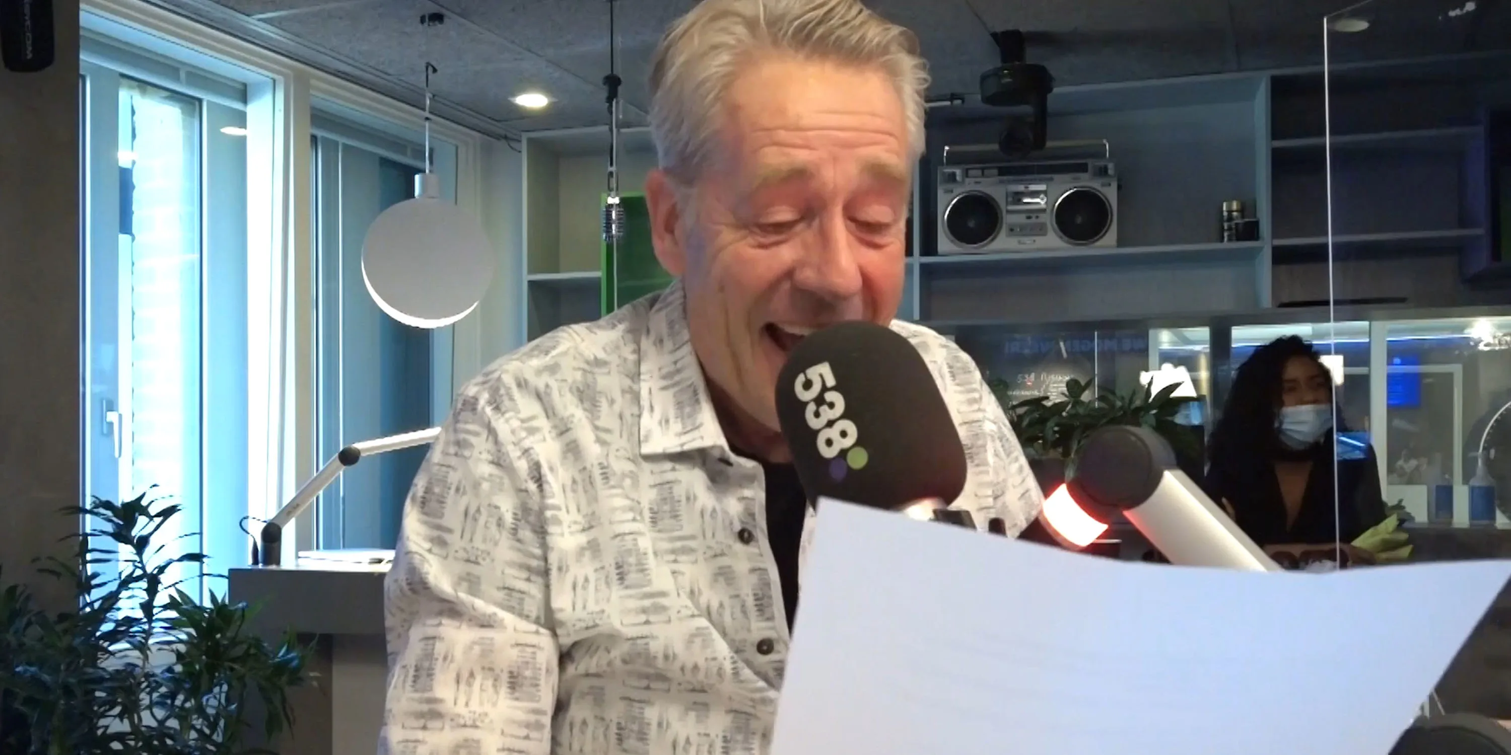 Hitsige Peter kan niet wachten om los te gaan!