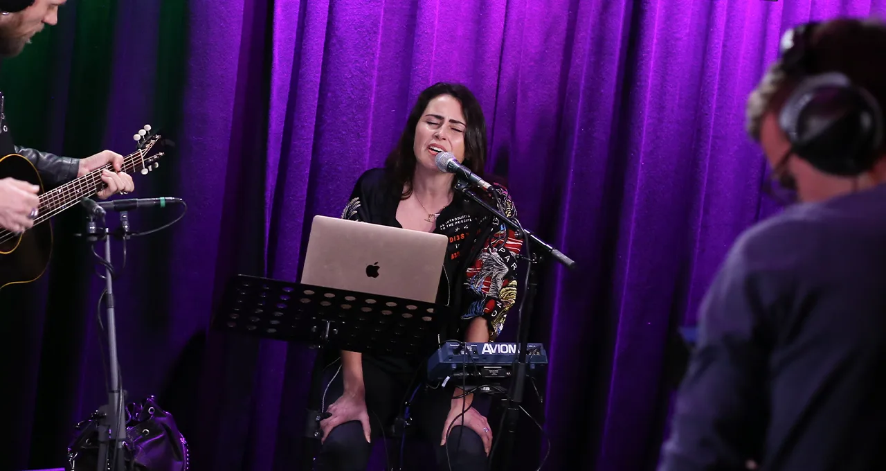 Within Temptation doet akoestische versie van Ice Queen!