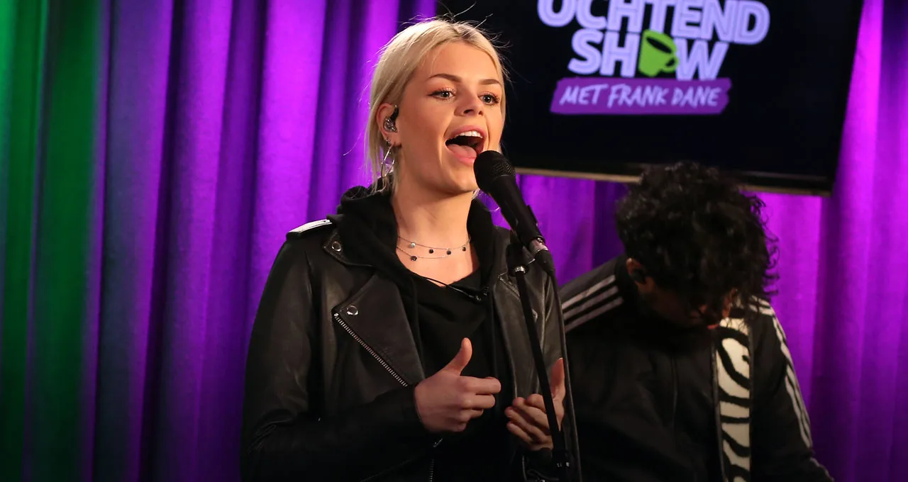 Davina Michelle treedt op bij 538 en dat duurt zéker niet te lang!