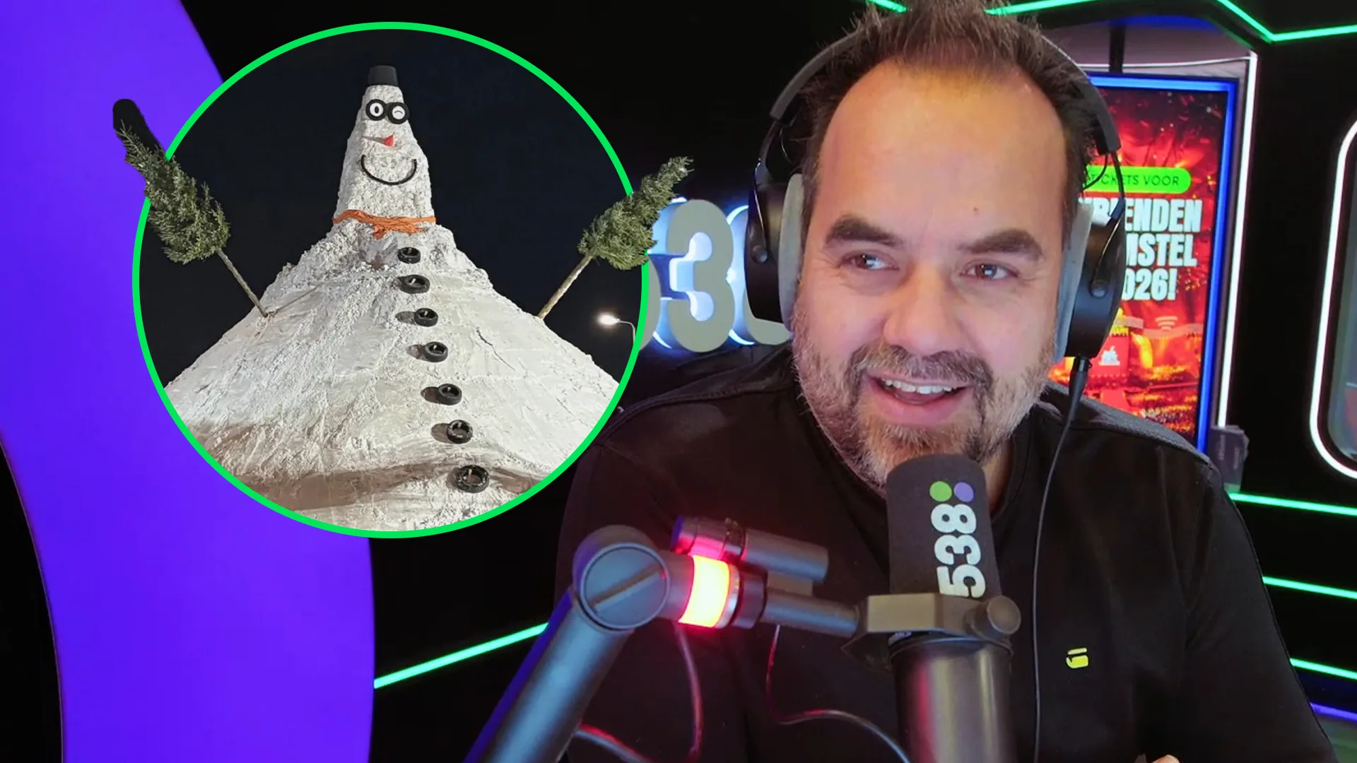 De grootste sneeuwpop van Nederland is af!