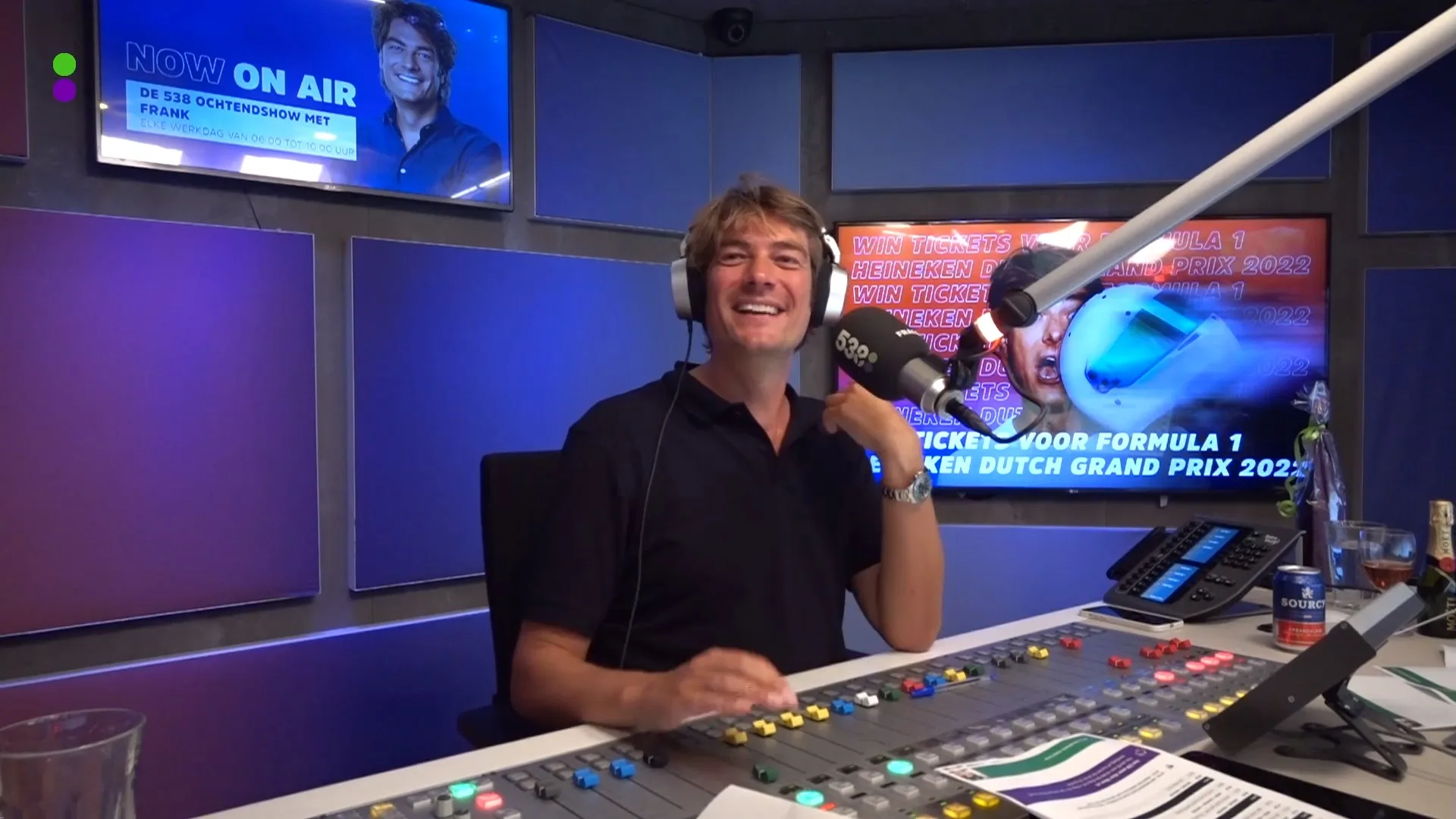 LOL! Jarige Frank gaat écht naar de Verenigde Staten