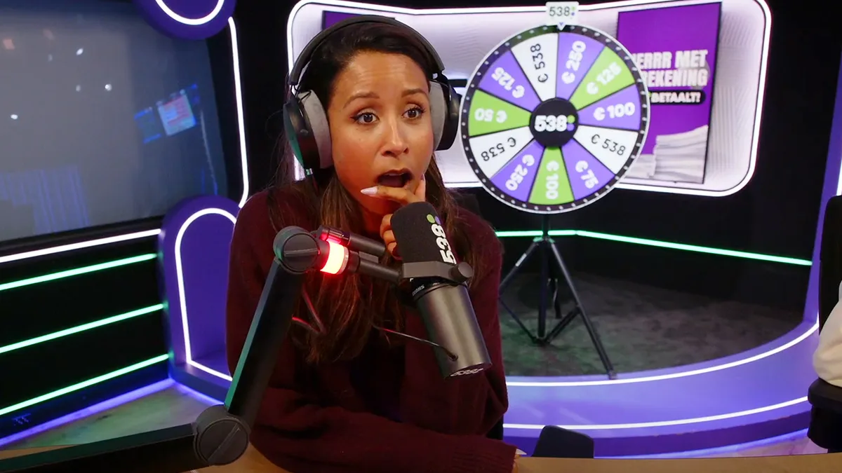 Fleur liet een tattoo zetten door haar toenmalige vriend die later vreemdging 😅