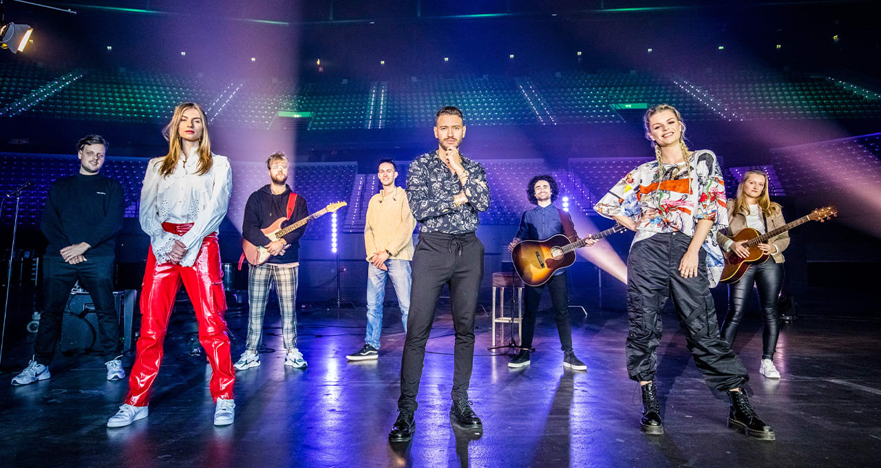 Davina Michelle, Rolf Sanchez en Maan in tweede aflevering 17 Miljoen Mensen