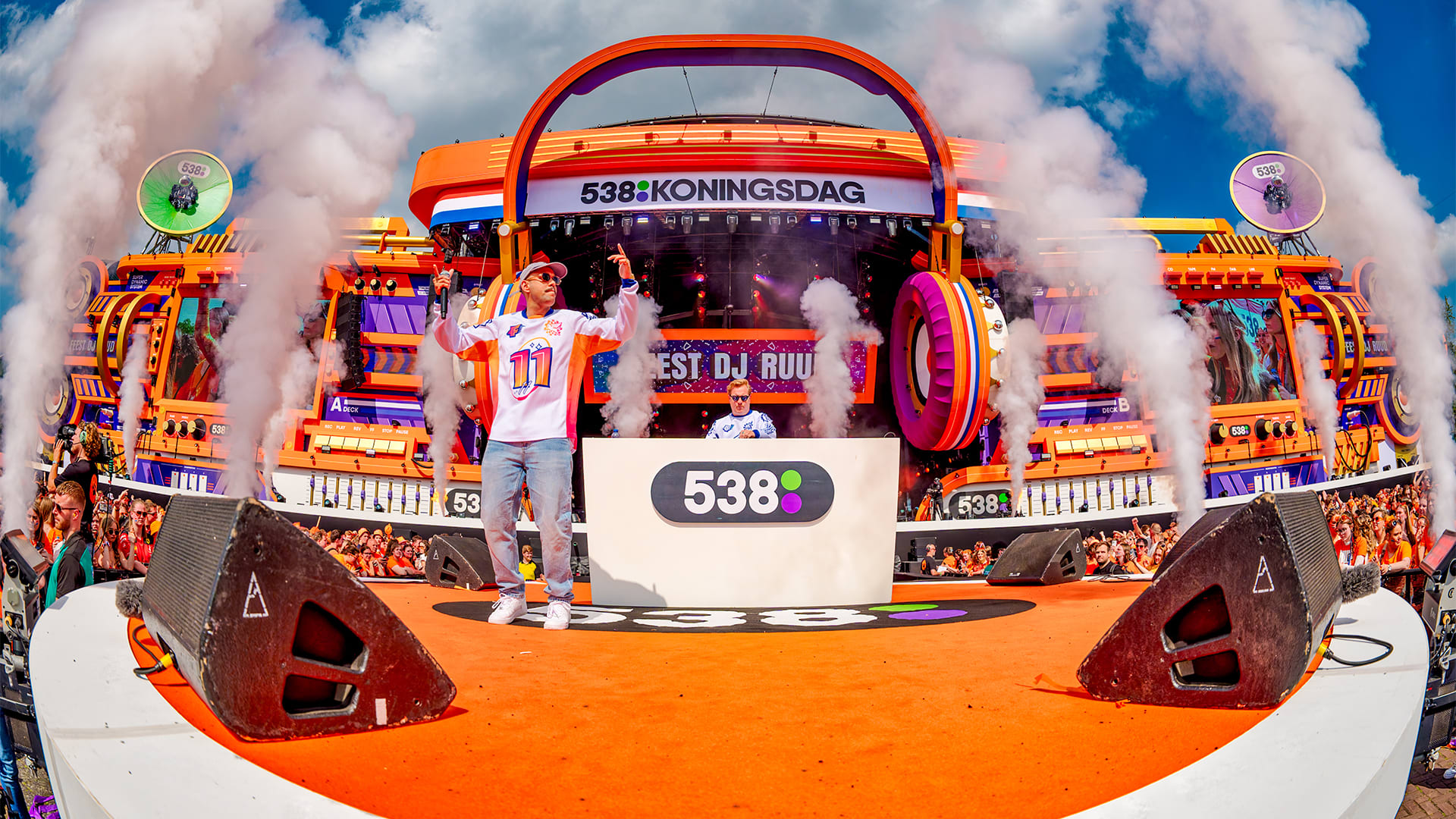 FeestDJRuud maakt zijn naam waar op 538 Koningsdag!