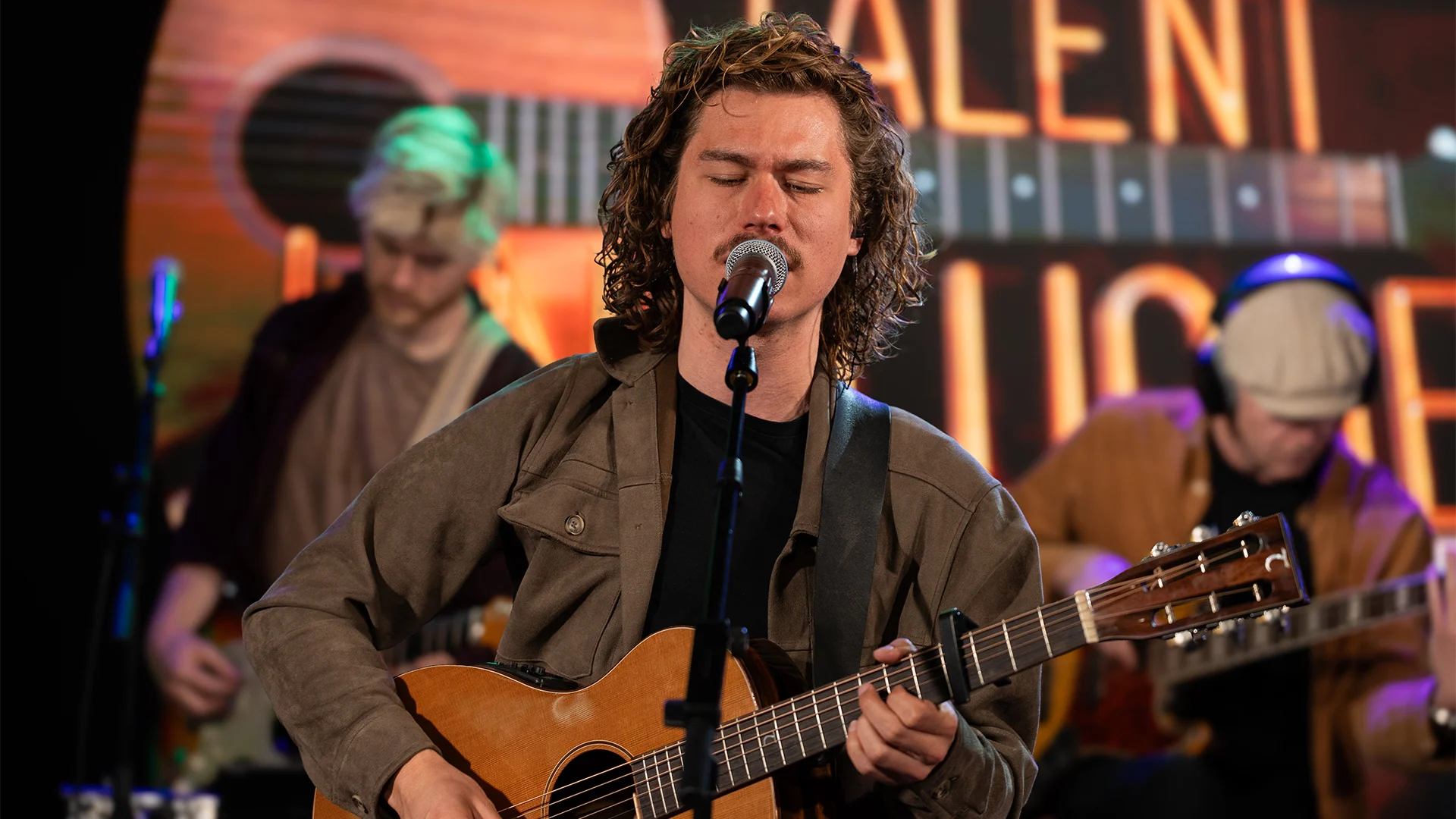 Cornelius Leonardus speelt When We Were Young van Adele bij Evers & co.