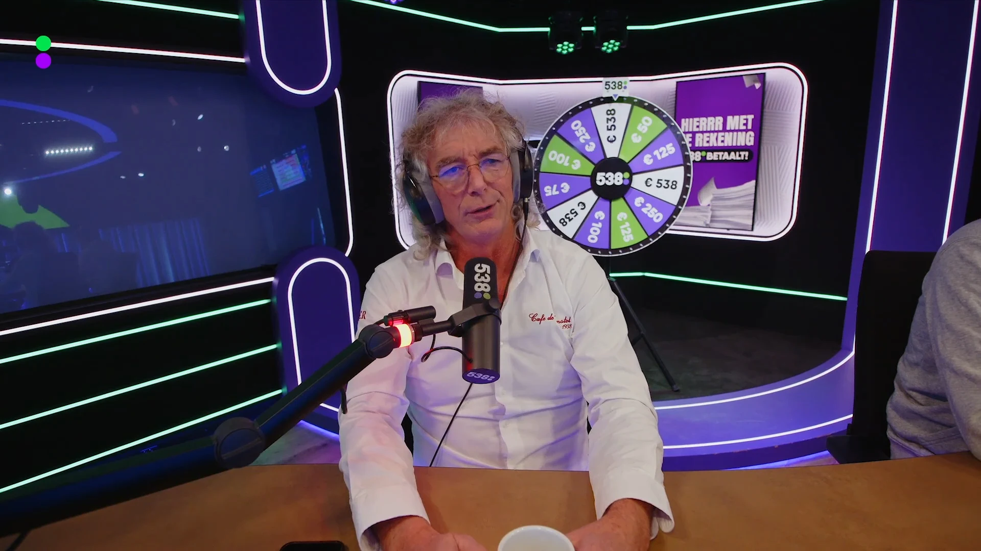 Een nieuwe mop van Arie over leven na de dood