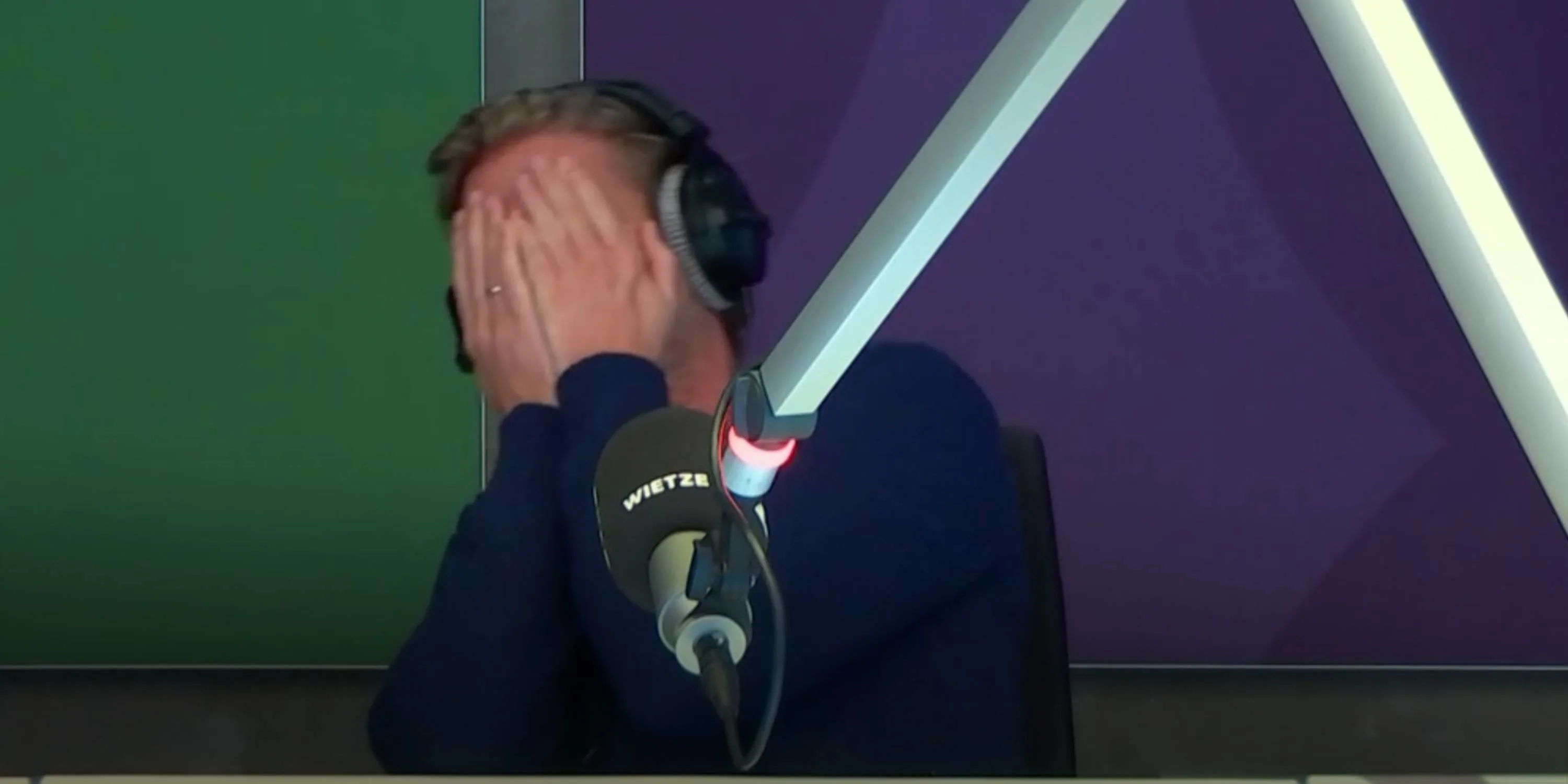 Cabaretier Martijn Kardol sloopt Wietze en Chris