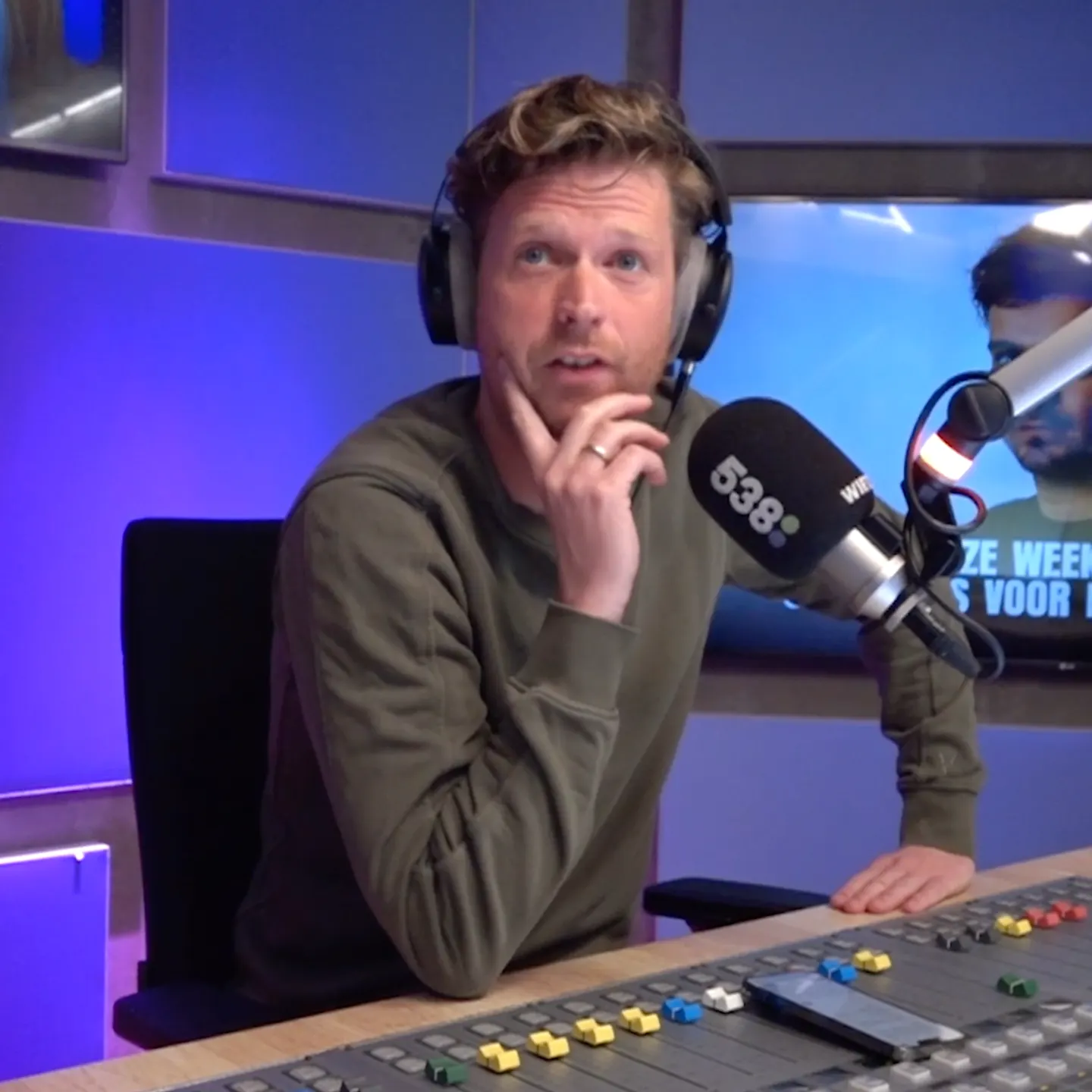 Wietze en Klaas dragen presentatie van de ochtendshow over