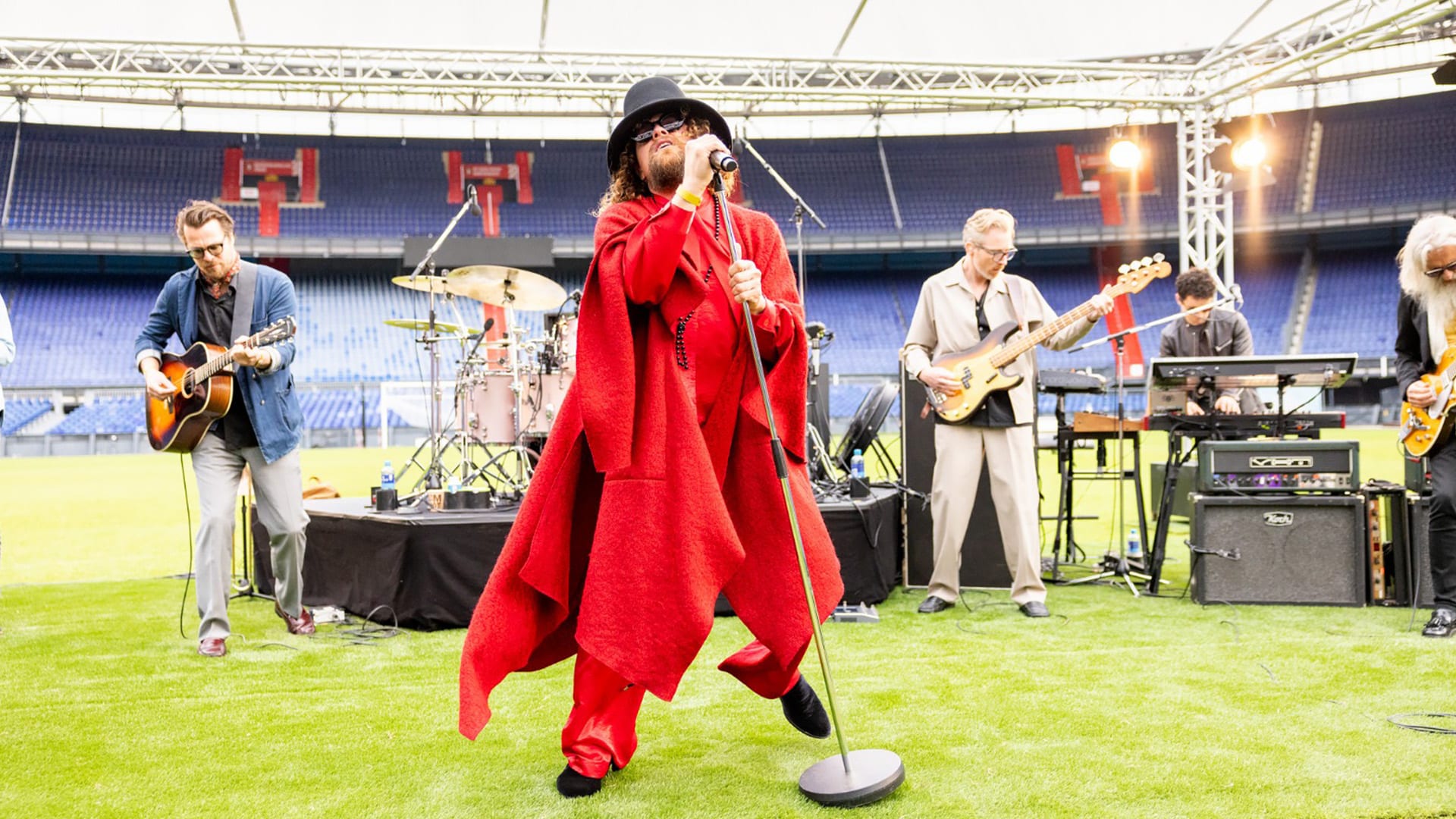 Marcel Veenendaal over grote Kuip-concerten DI-RECT: 'Dat we dit mid 40 nog mogen doen!'