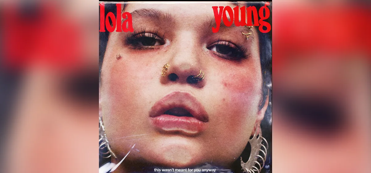 GEKRAAKT: Lola Young - Messy