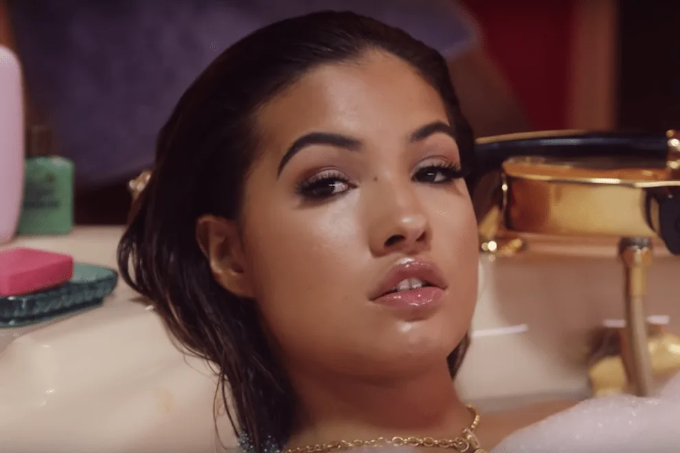 GEMAAKT: Don't Call Me Up - Mabel