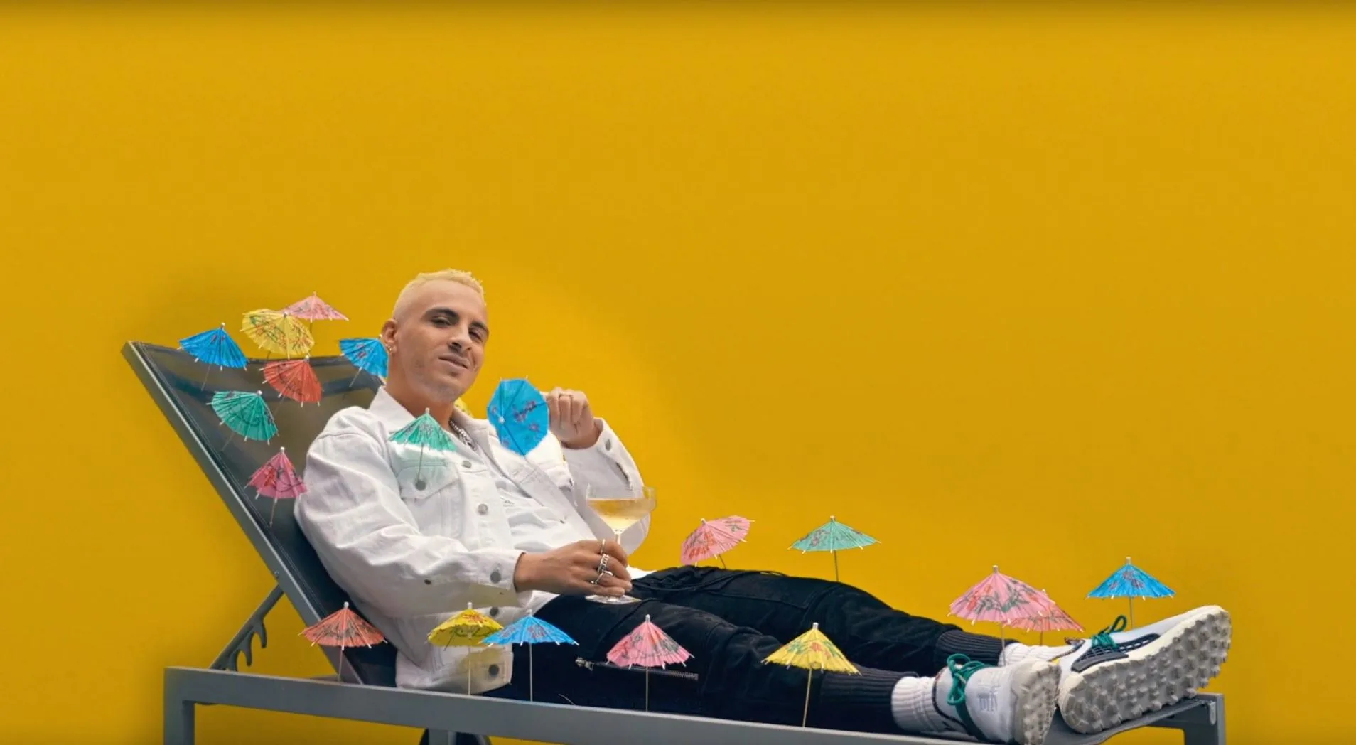 GEMAAKT: FÄIS - I WANT YOU NOW