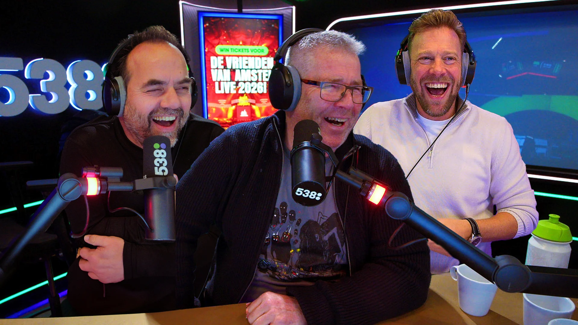 De mop van Arie: blondje weet niet waar ze haar auto moet parkeren