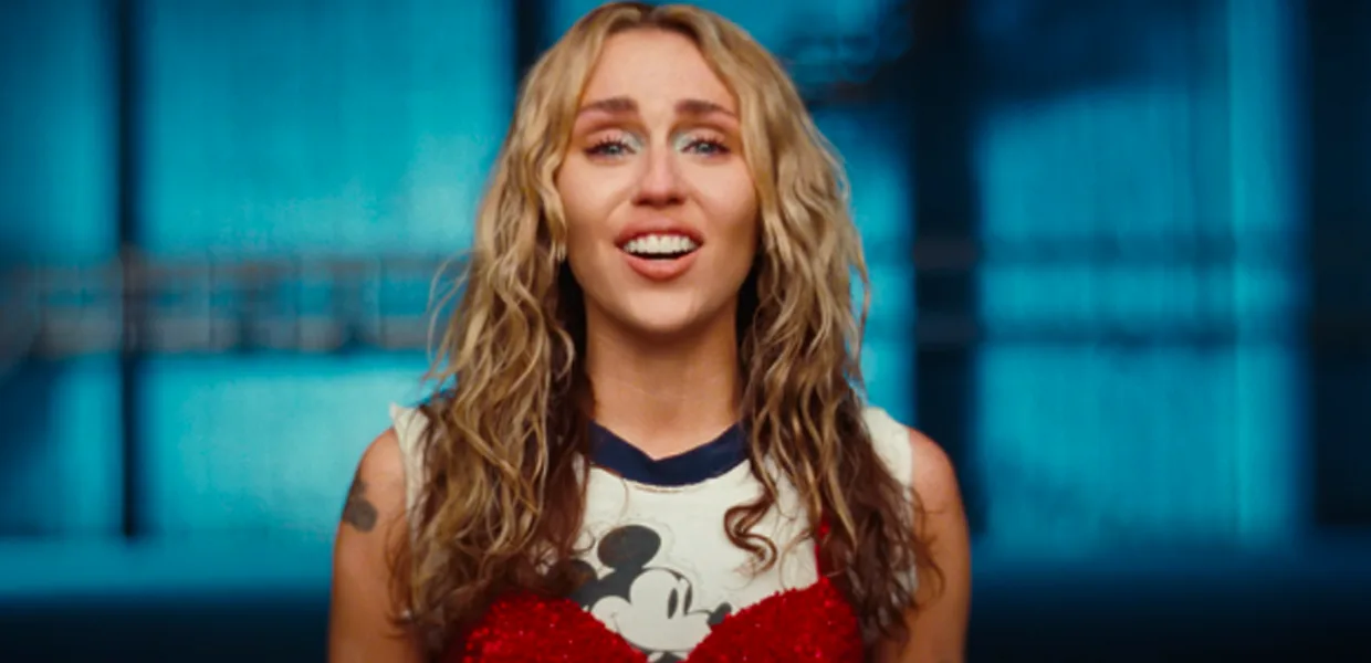 Miley Cyrus = 538 Favourite