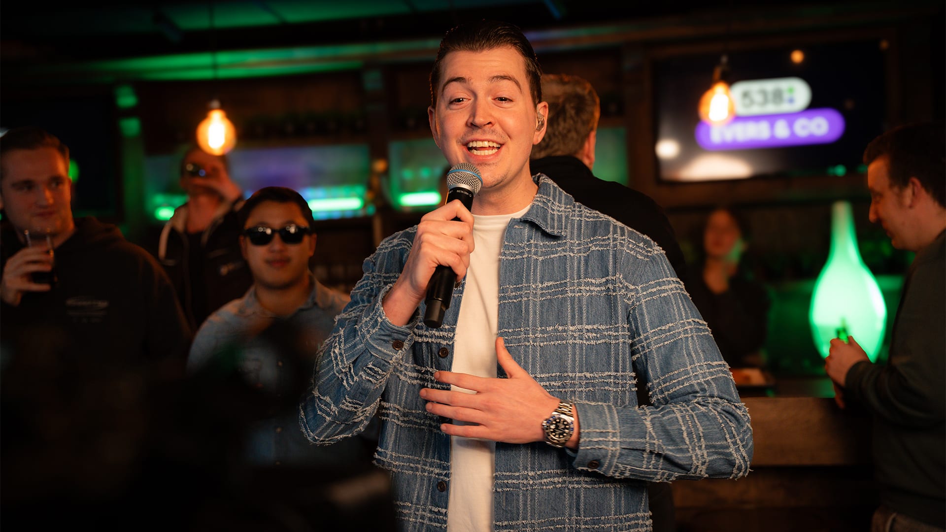 Manuel - De Zon (Zal Weer Gaan Schijnen) bij Evers & co.