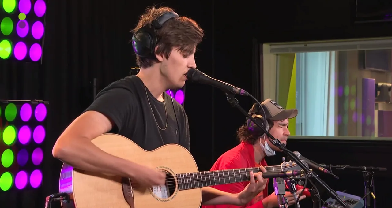 'Beter dan het origineel!' JC Stewart live met 538 TOP 50-hit