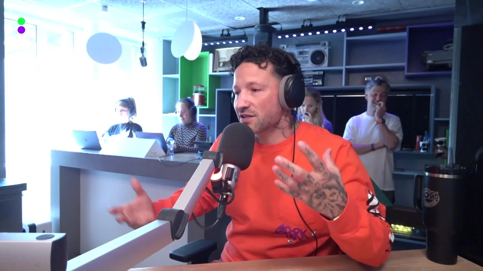 Jacqueline Govaert & Kraantje Pappie over jureren bij 'The Headliner'