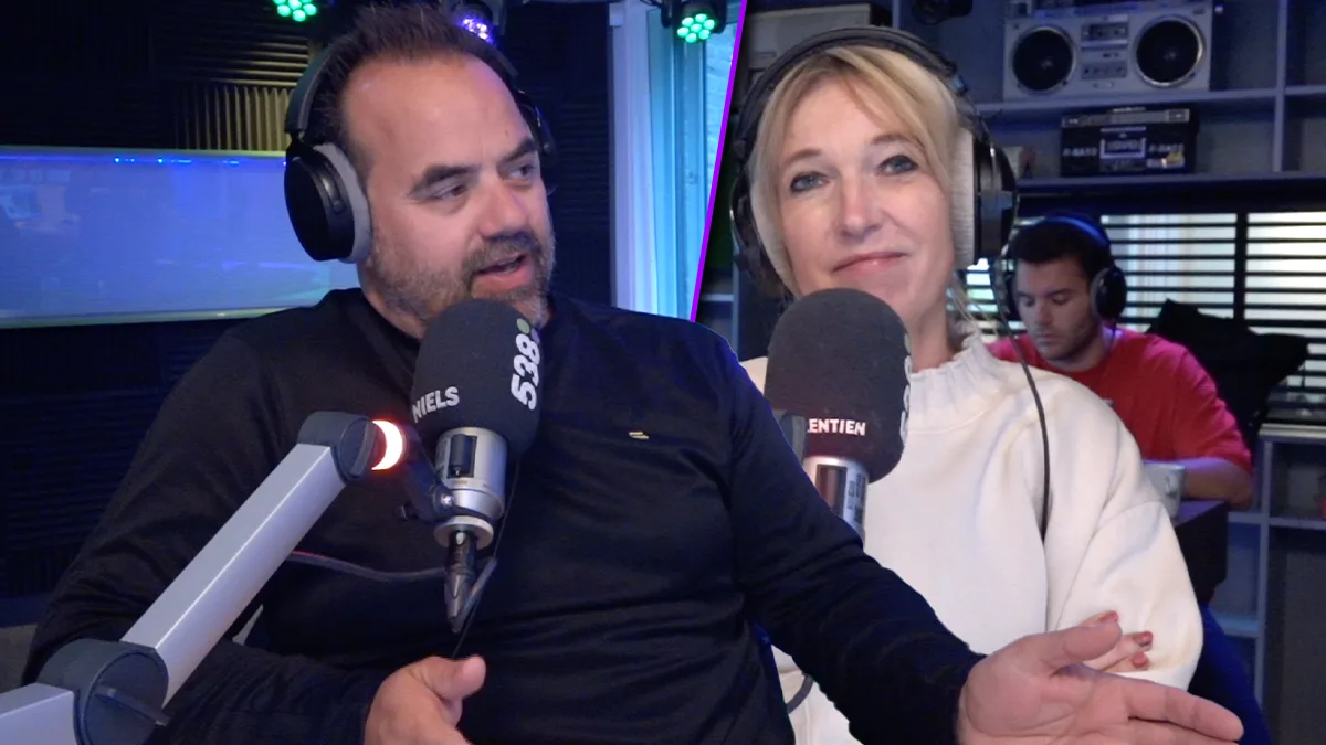 Seksuologe Cocky Drost over apart of samen slapen: 'er is niet 1 manier waarop het hoort' 🛌