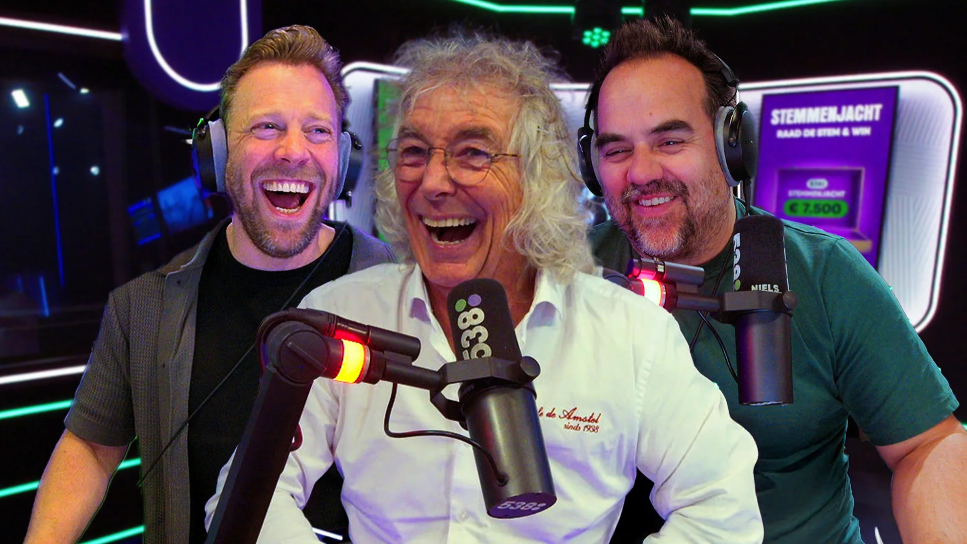 Arie komt een wolf in het bos tegen 🐺