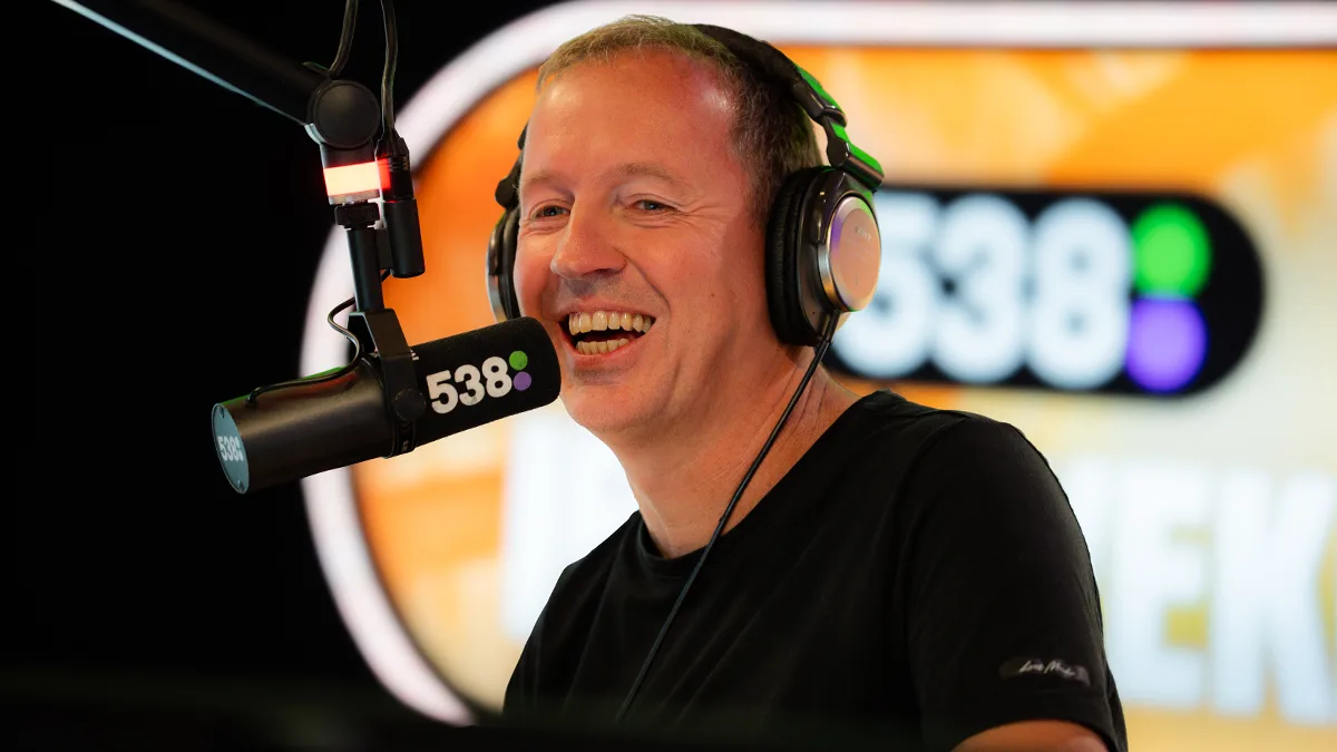 Edwin Evers belt met ‘Louis van Gaal’ over drama bij Ajax ⚽️😂