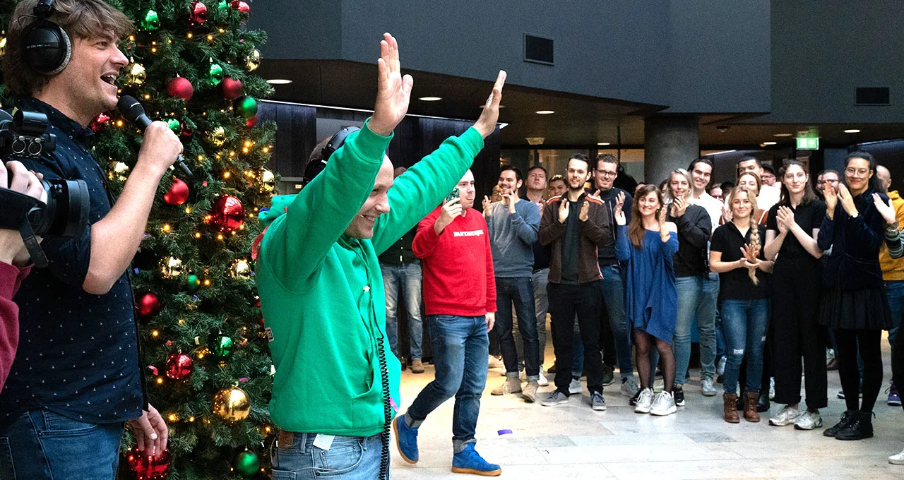 Held! Jelmer wordt verlost na 28 uur lang Insta-volgers bedanken