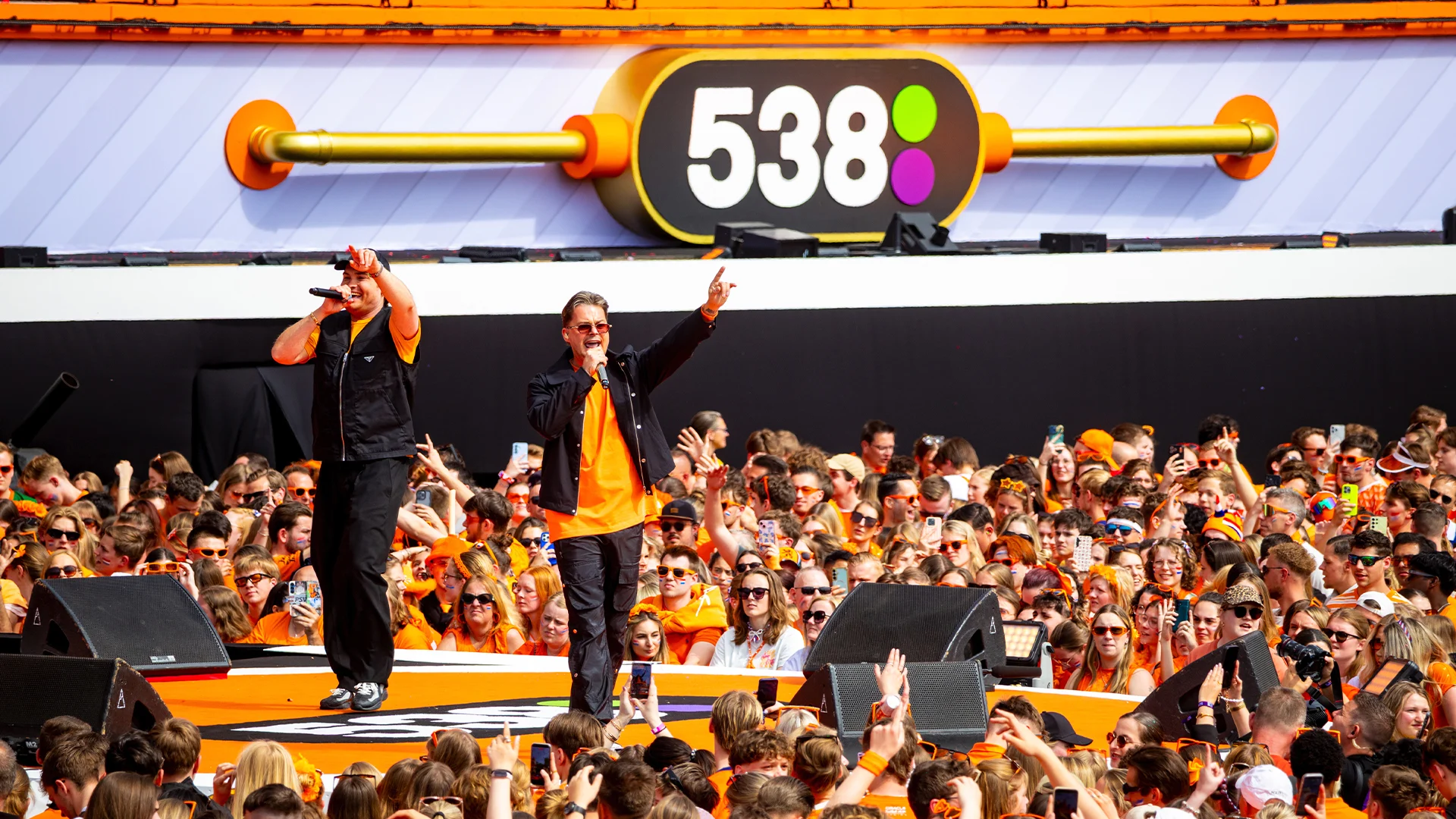Robert van Hemert en Donnie zetten het Chasséveld op z'n kop 🥳🧡
