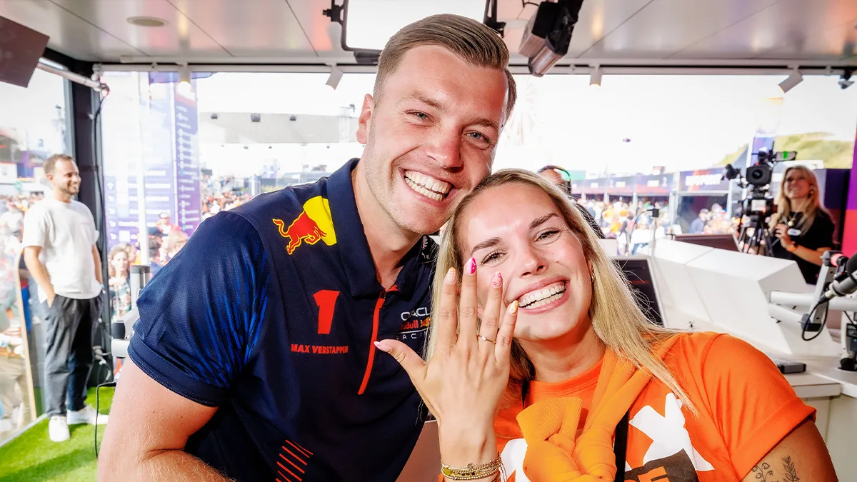 Een huwelijksaanzoek in de 538-studio! 🥹💍